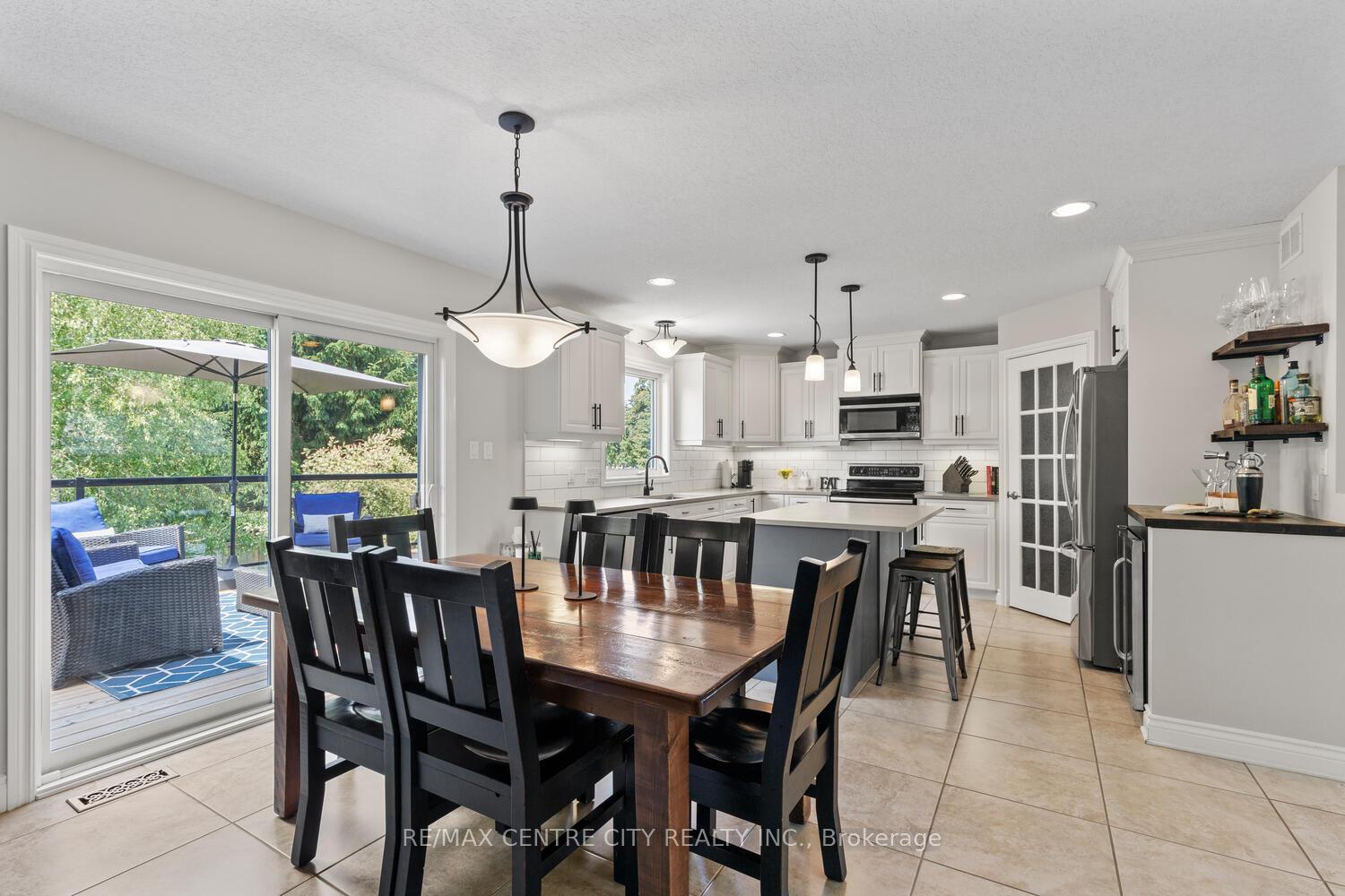 Photo 16 of 4 Ashby Crescent, Strathroy-Caradoc, SW — HOMEH