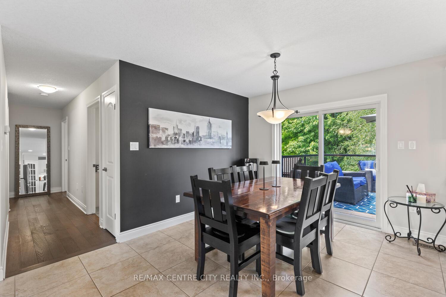Photo 17 of 4 Ashby Crescent, Strathroy-Caradoc, SW — HOMEH