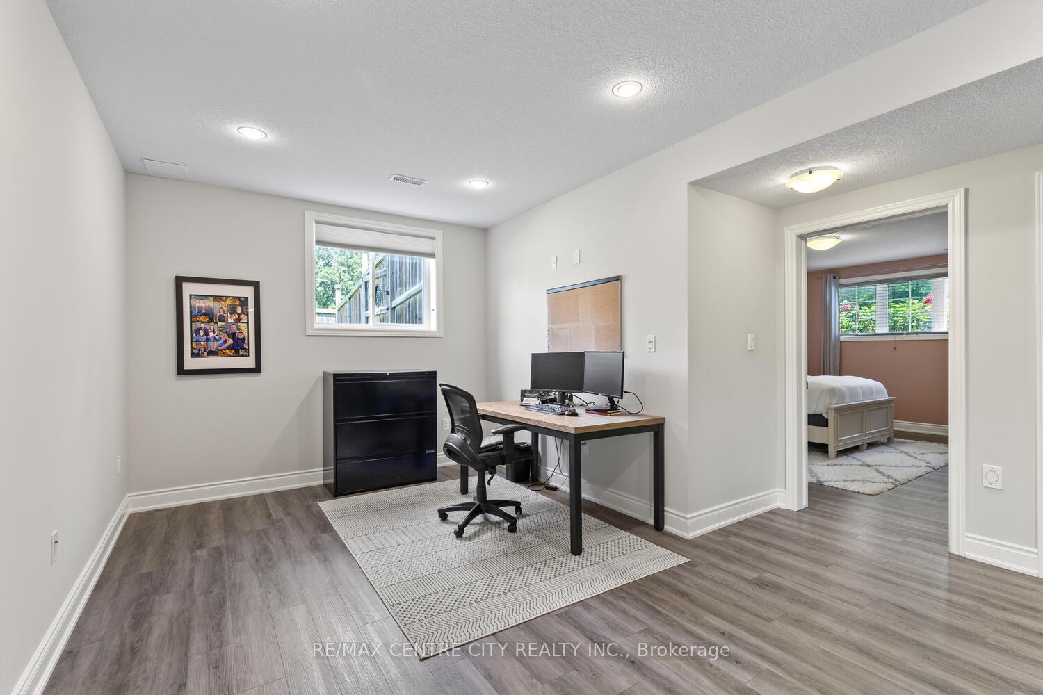 Photo 33 of 4 Ashby Crescent, Strathroy-Caradoc, SW — HOMEH