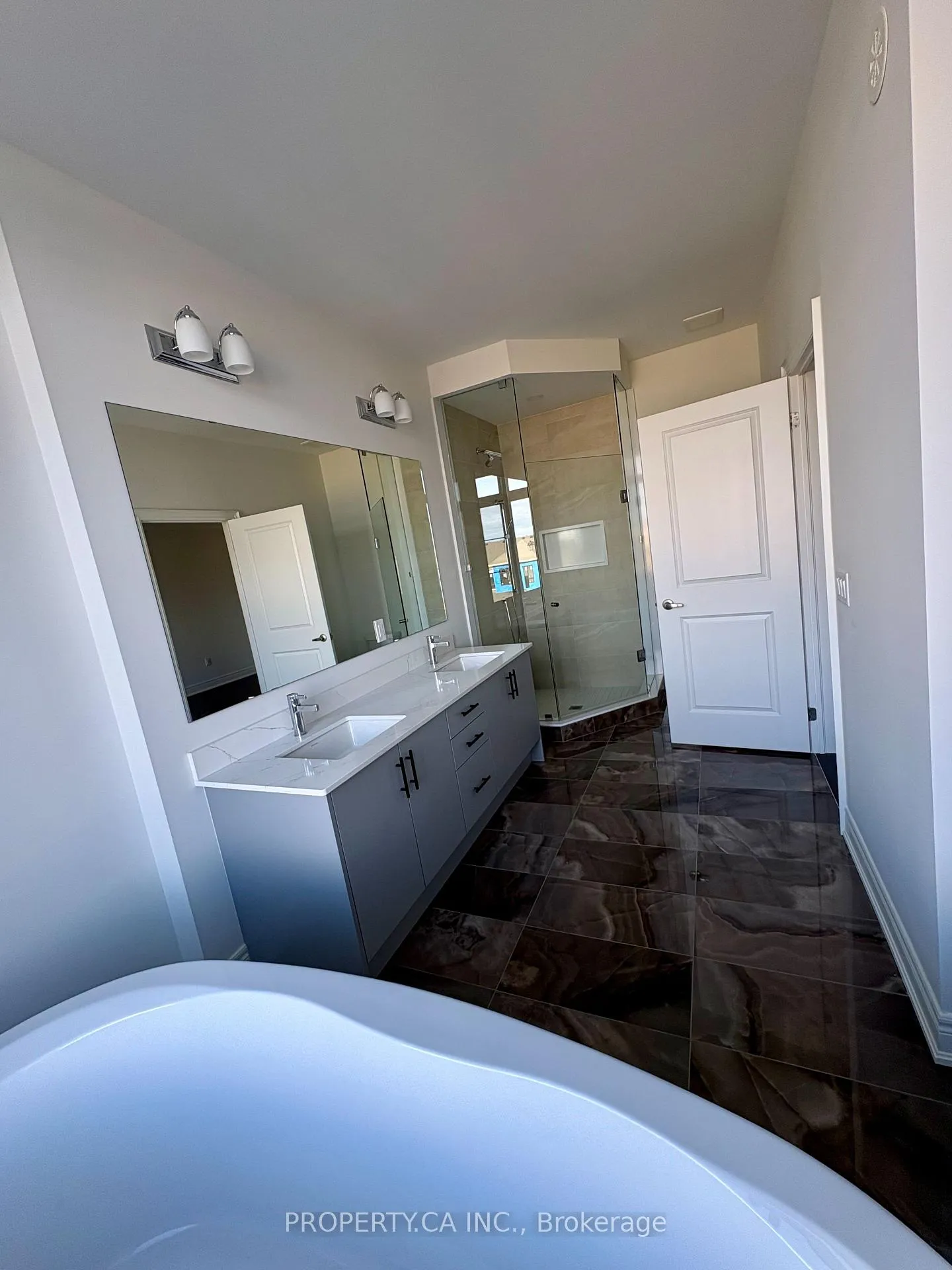 Photo 11 of 132 Falby Road, Brampton, Bram East — HOMEH
