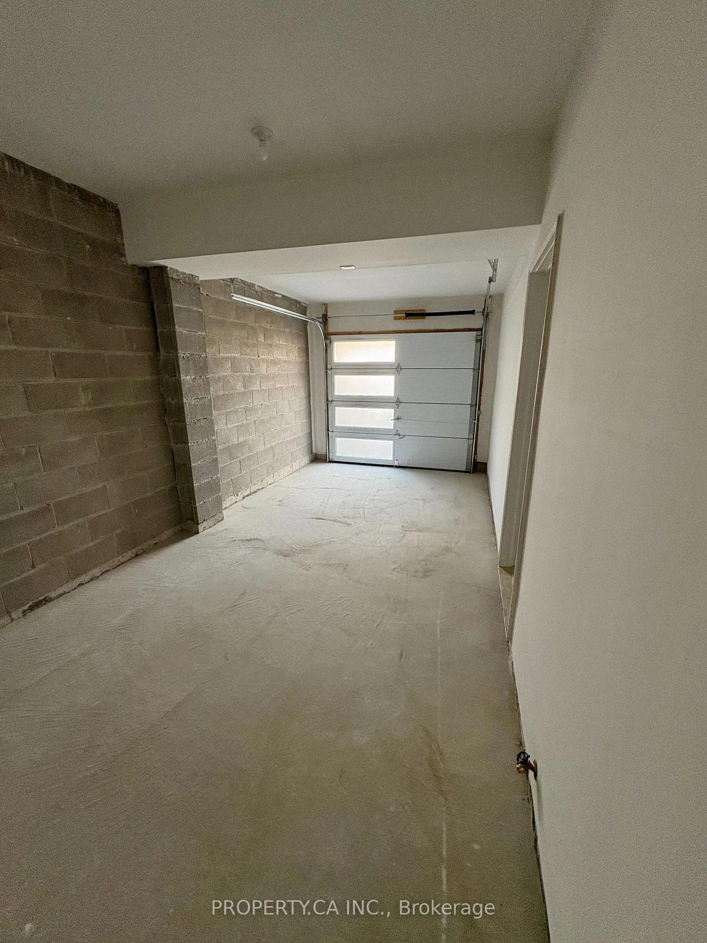 Photo 17 of 132 Falby Road, Brampton, Bram East — HOMEH