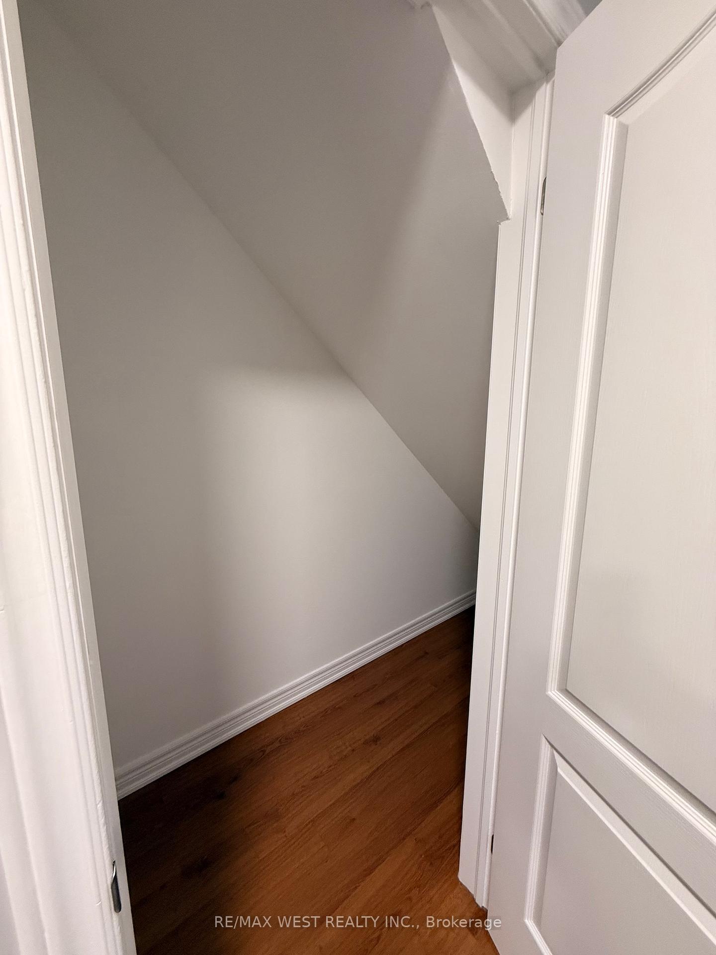 Photo 13 of Unit A, 31 Brookfield Street, Toronto, Trinity-Bellwoods — HOMEH