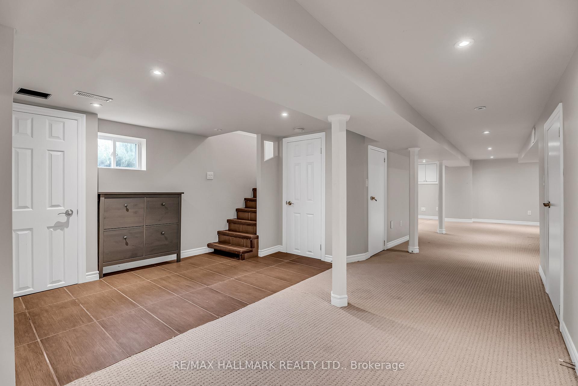 Photo 3 of 450 Cosburn Avenue, Toronto, East York — HOMEH