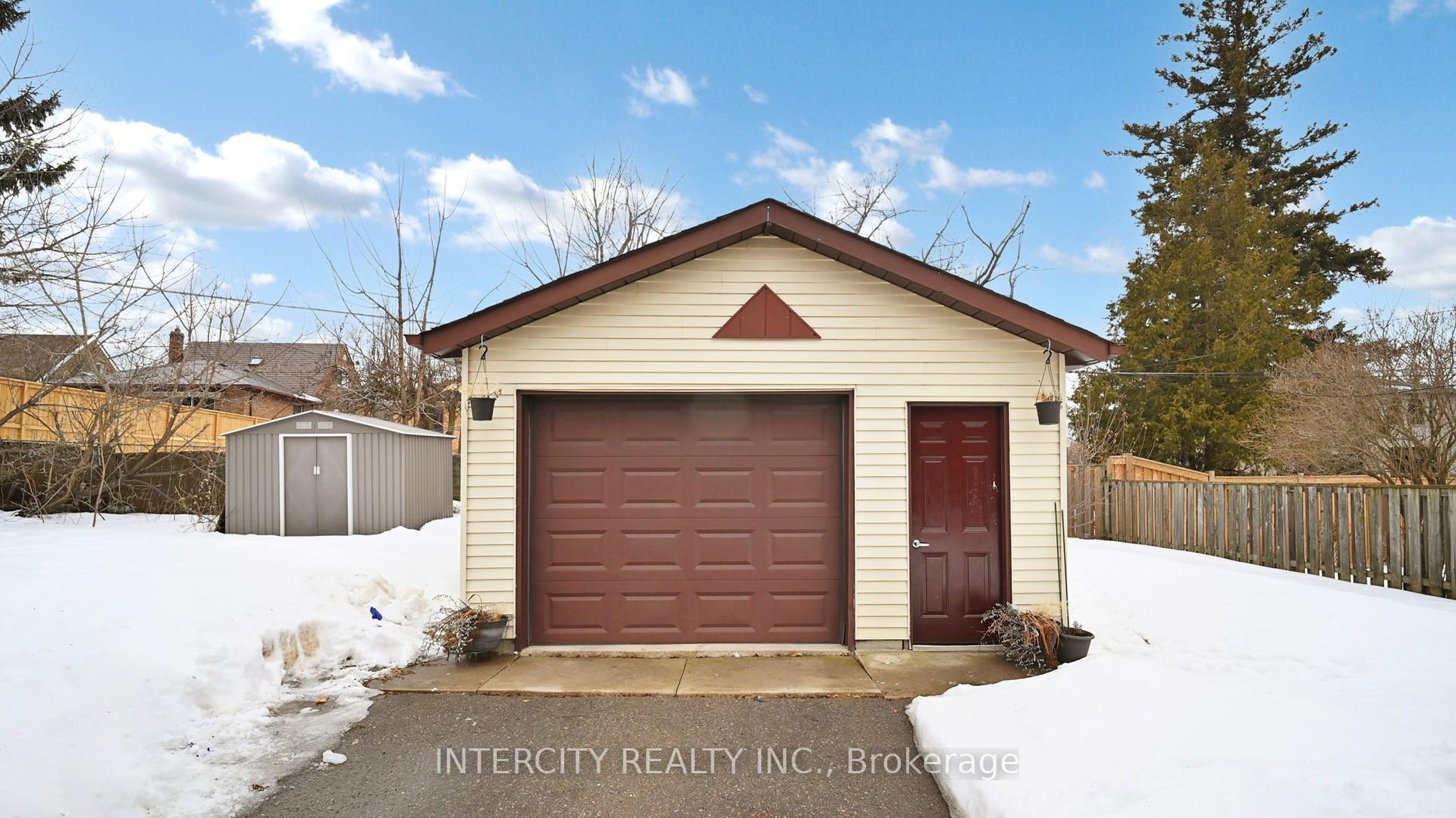Photo 25 of 14 Bayard Avenue, Scarborough, Wexford-Maryvale — HOMEH