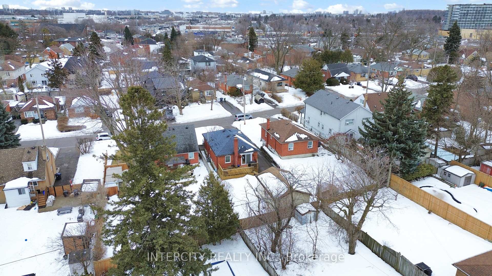 Photo 27 of 14 Bayard Avenue, Scarborough, Wexford-Maryvale — HOMEH