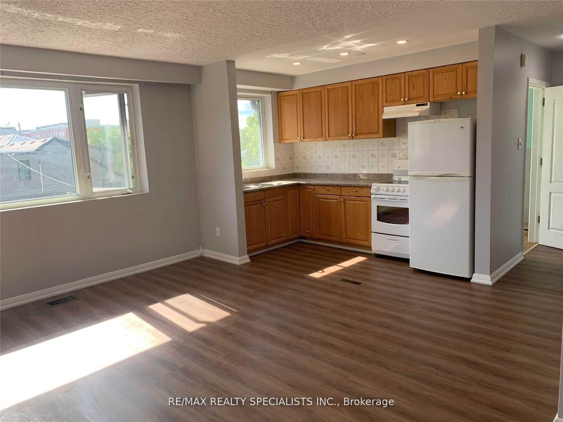 Photo 1 of 121 Malvern Avenue, Toronto, East End-Danforth — HOMEH