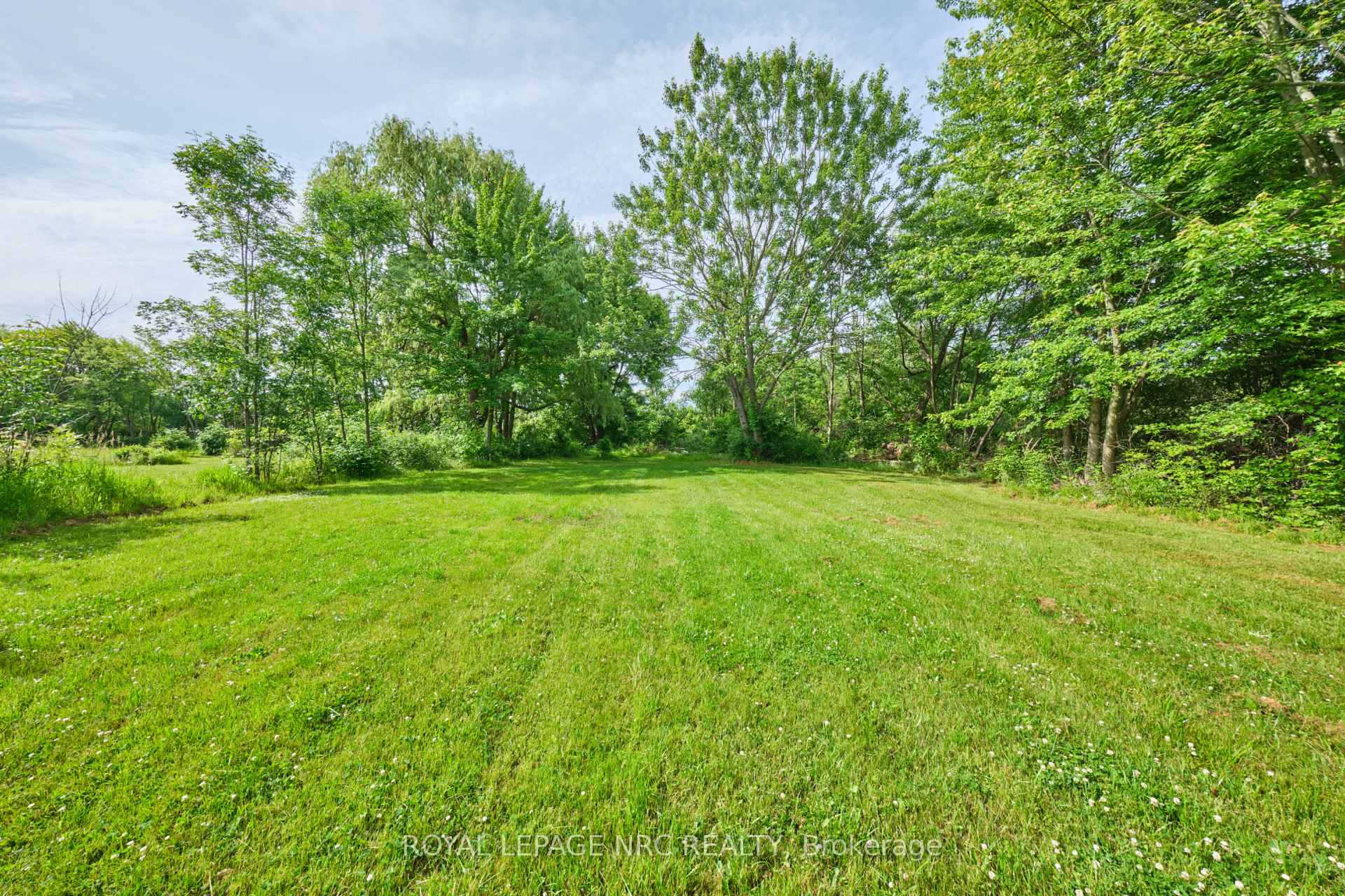 Photo 16 of 2523 Port Robinson Road, Thorold, Hurricane/Merrittville — HOMEH