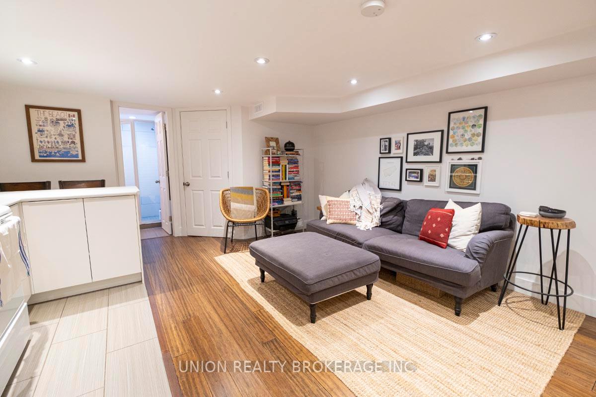 Front of Unit Lower, 53 Silver Birch Avenue