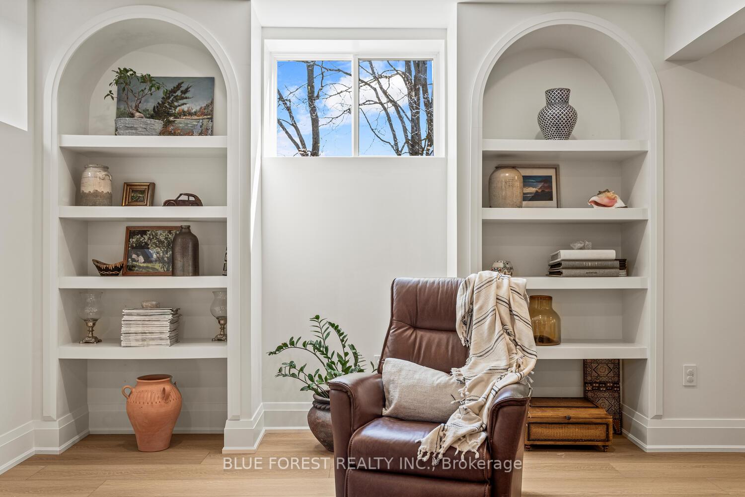 Photo 26 of 86 Kemp Crescent, Strathroy-Caradoc, NE — HOMEH