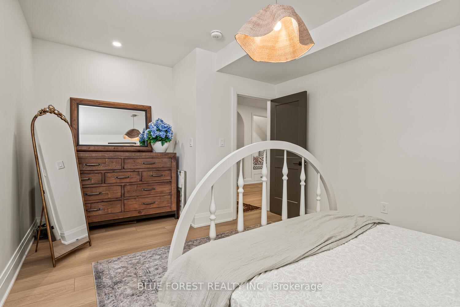 Photo 30 of 86 Kemp Crescent, Strathroy-Caradoc, NE — HOMEH