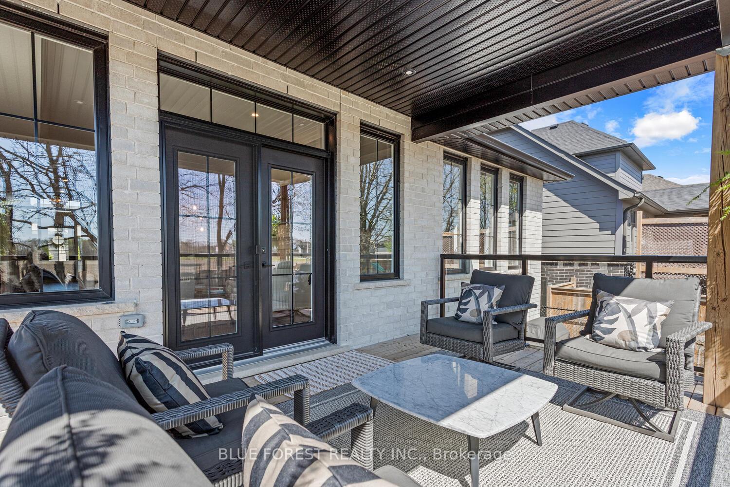 Photo 37 of 86 Kemp Crescent, Strathroy-Caradoc, NE — HOMEH