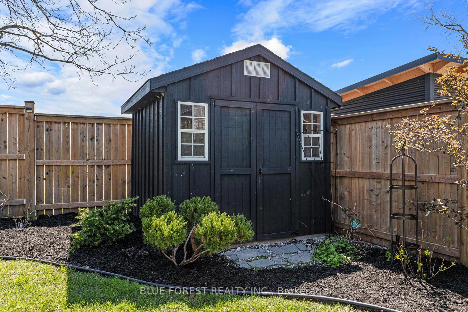 Photo 44 of 86 Kemp Crescent, Strathroy-Caradoc, NE — HOMEH
