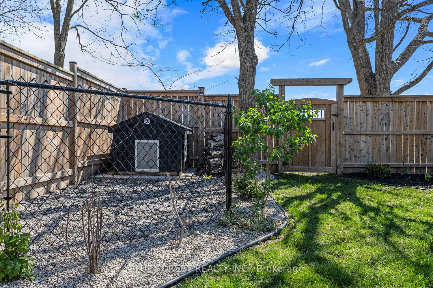 Photo 45 of 86 Kemp Crescent, Strathroy-Caradoc, NE — HOMEH