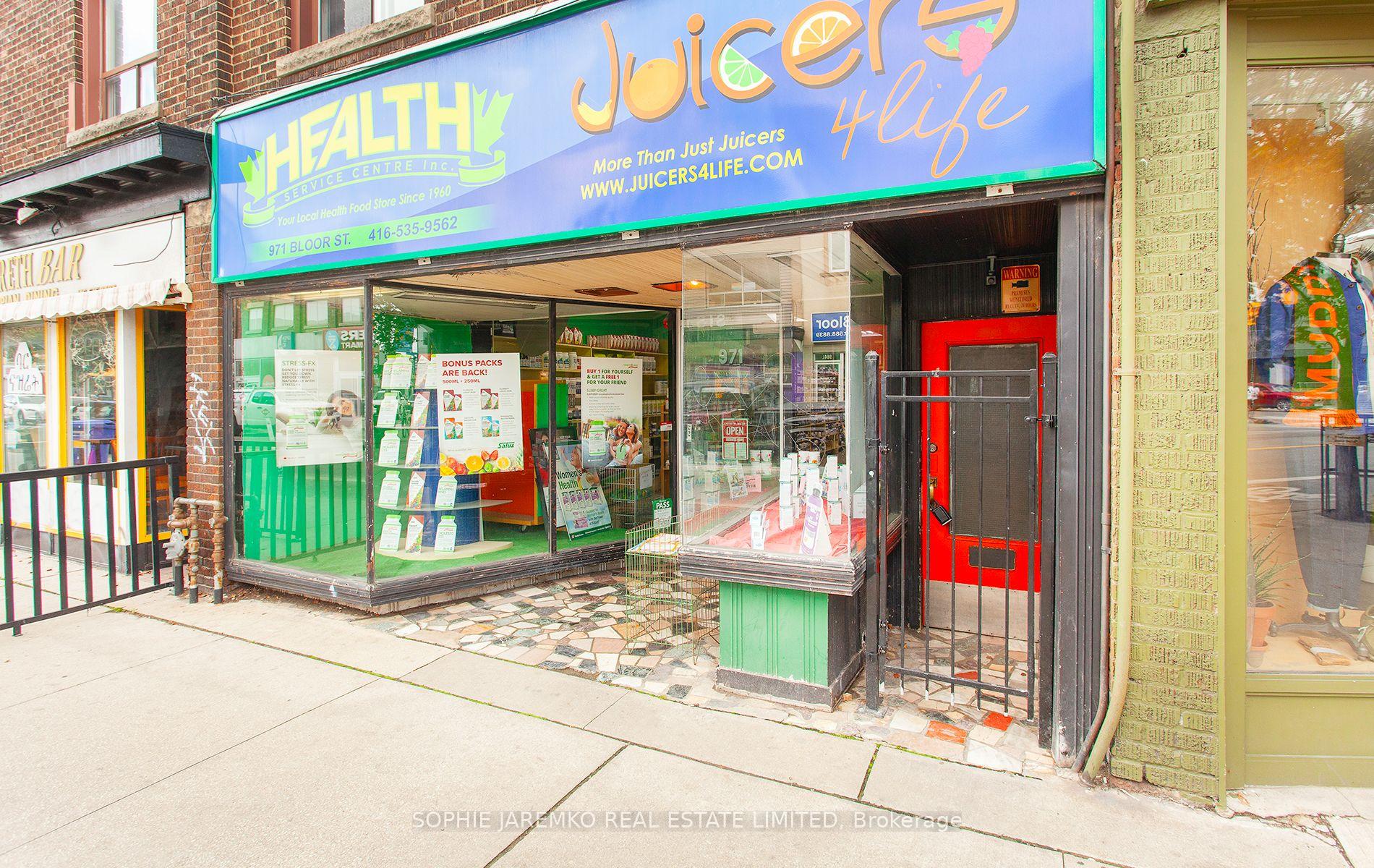 Photo 19 of 971A Bloor Street W, Toronto, Palmerston-Little Italy — HOMEH