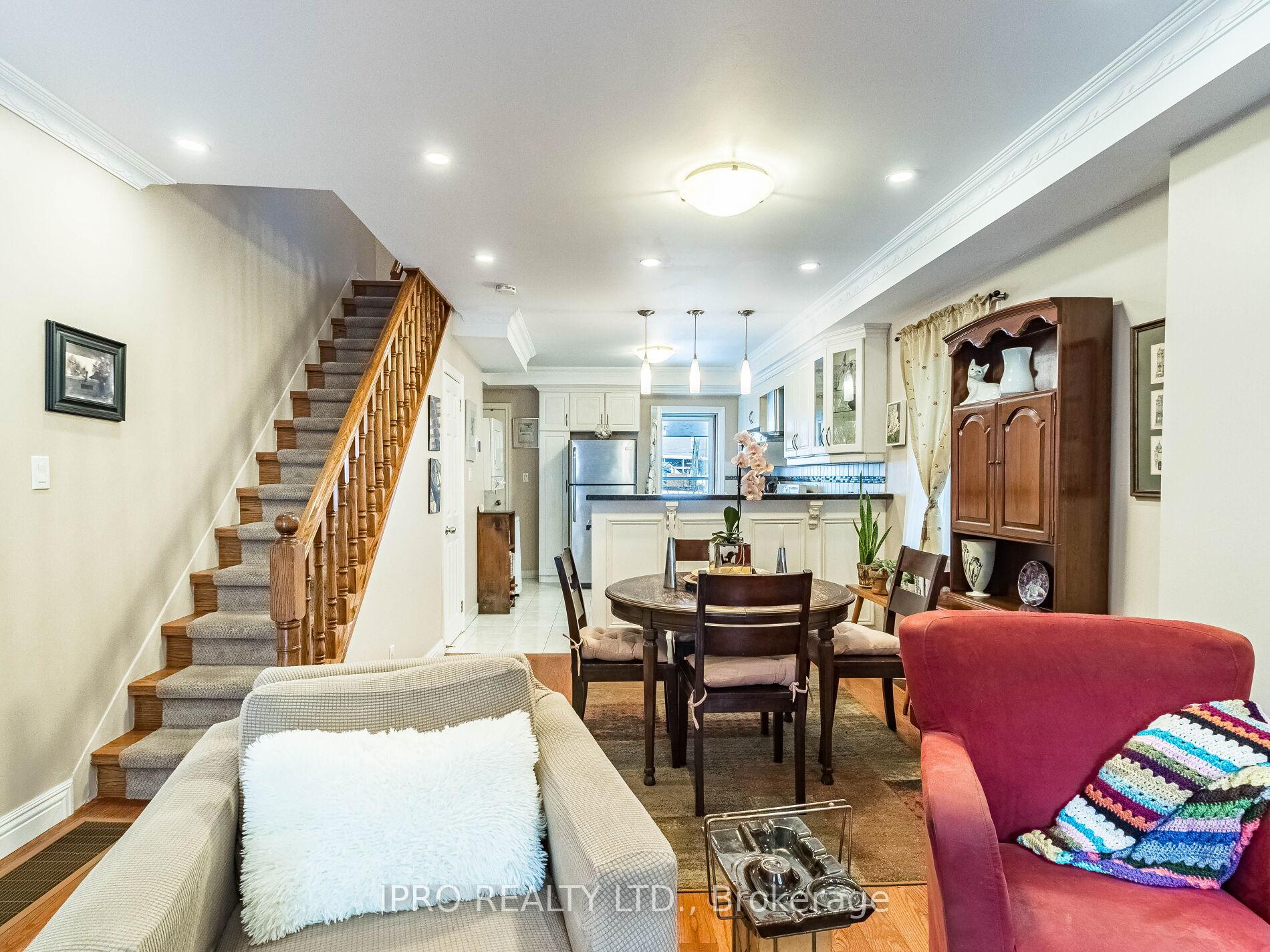 Photo 6 of 24 Mosley Street, Toronto, South Riverdale — HOMEH