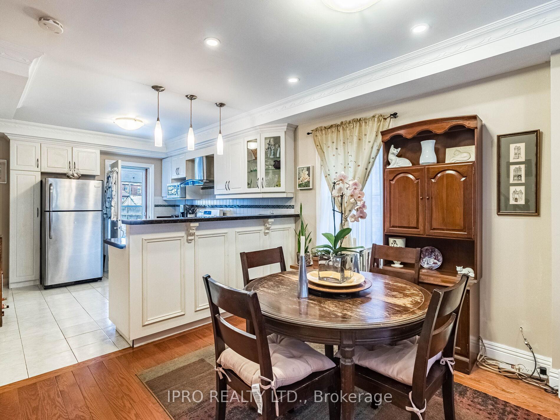 Photo 8 of 24 Mosley Street, Toronto, South Riverdale — HOMEH