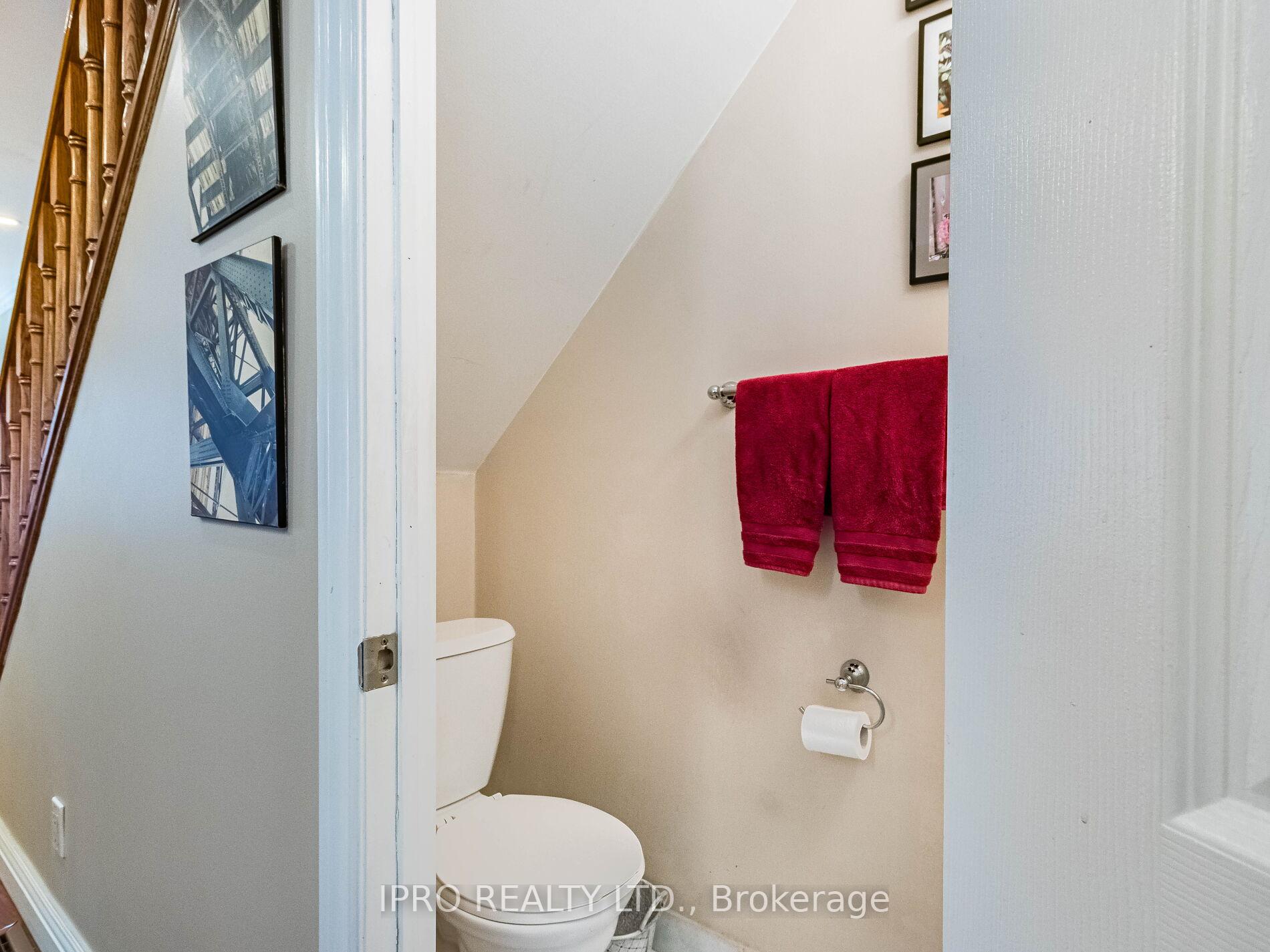 Photo 17 of 24 Mosley Street, Toronto, South Riverdale — HOMEH