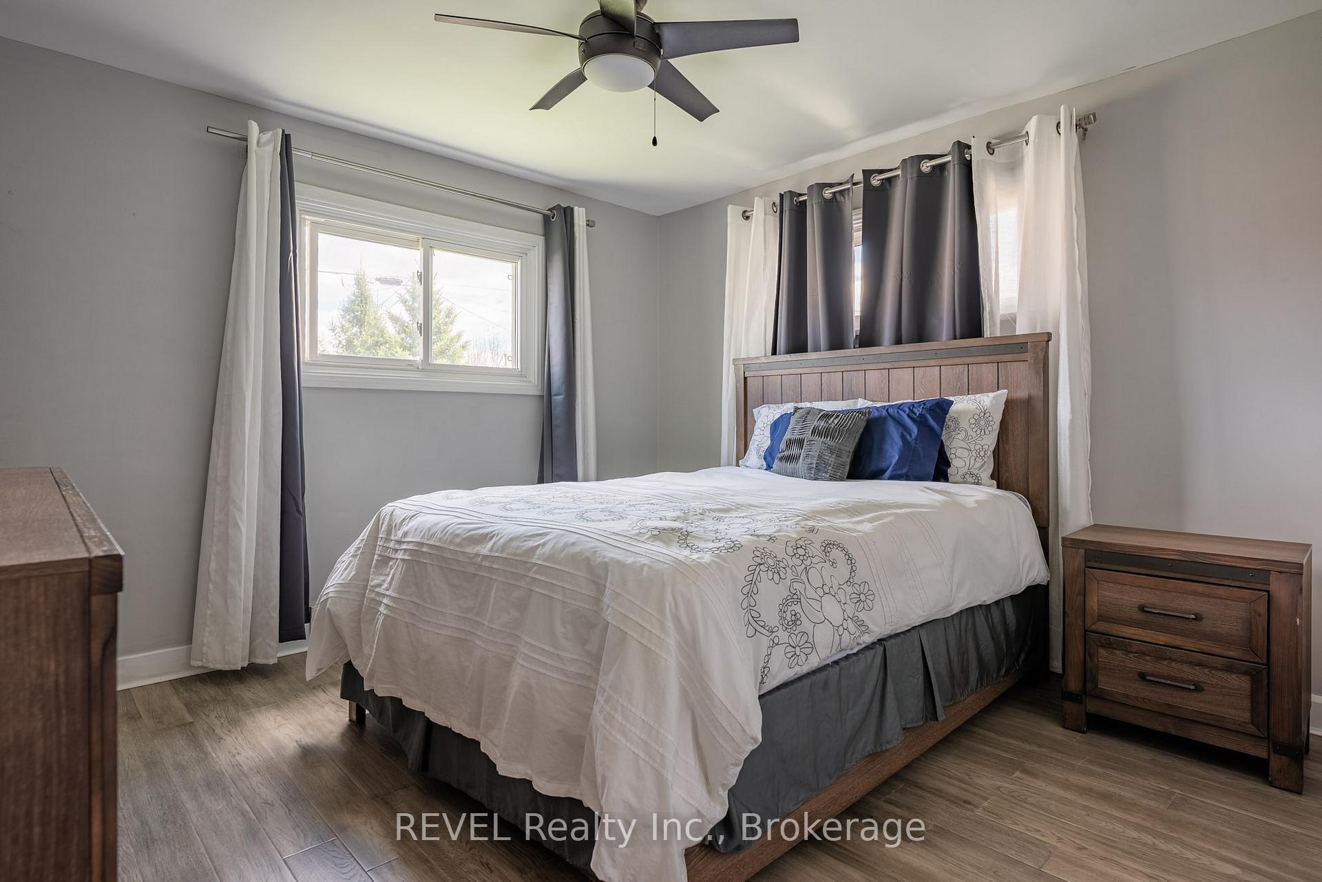 Photo 15 of 20 Whyte Avenue N, Thorold, Thorold Downtown — HOMEH