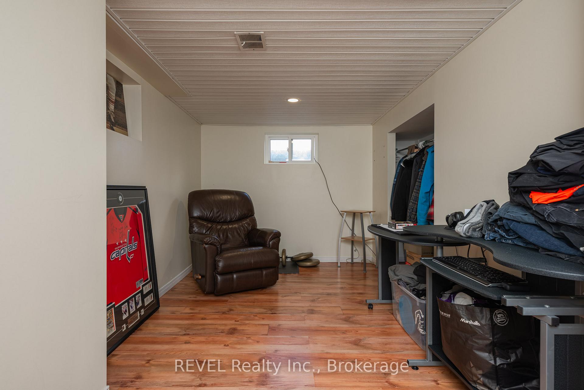 Photo 22 of 20 Whyte Avenue N, Thorold, Thorold Downtown — HOMEH