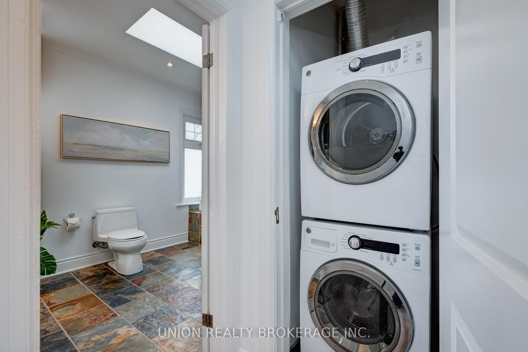 Photo 21 of 25 Kent Road, Toronto, Greenwood-Coxwell — HOMEH
