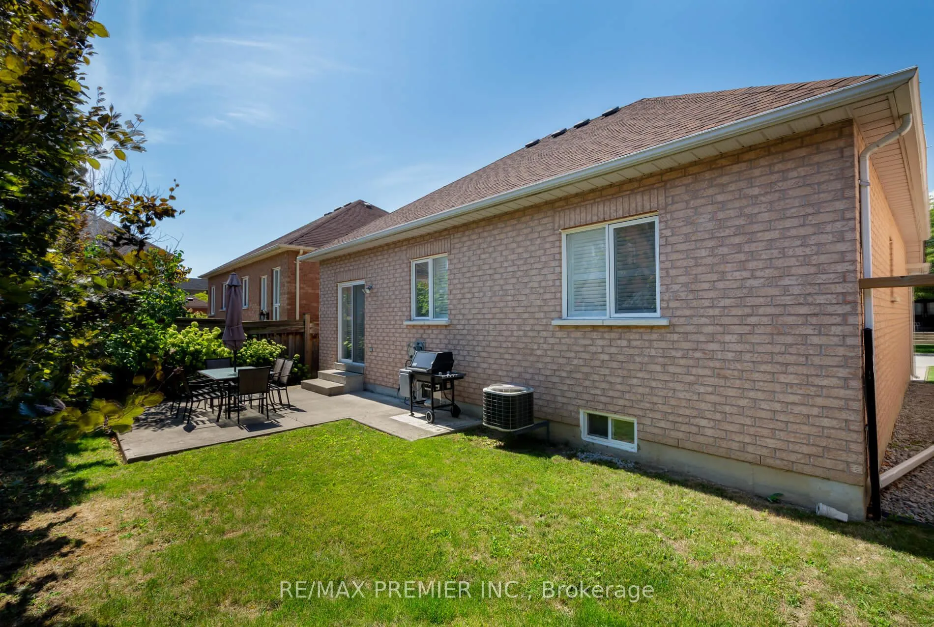 Photo 26 of 36 Toulon Crescent, Vaughan, Vellore Village — HOMEH