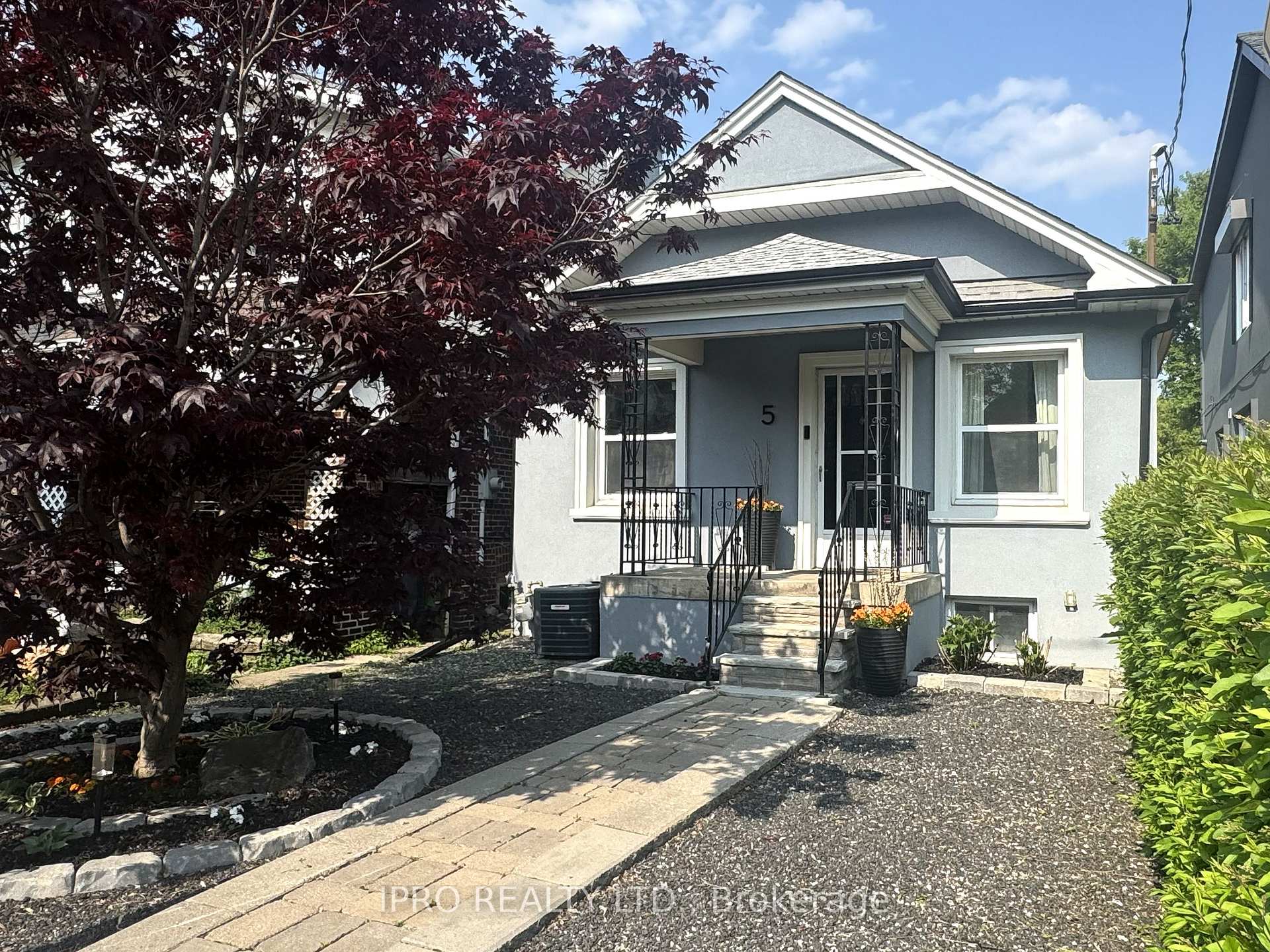 Photo 2 of 5 Thyra Avenue, Toronto, Crescent Town — HOMEH