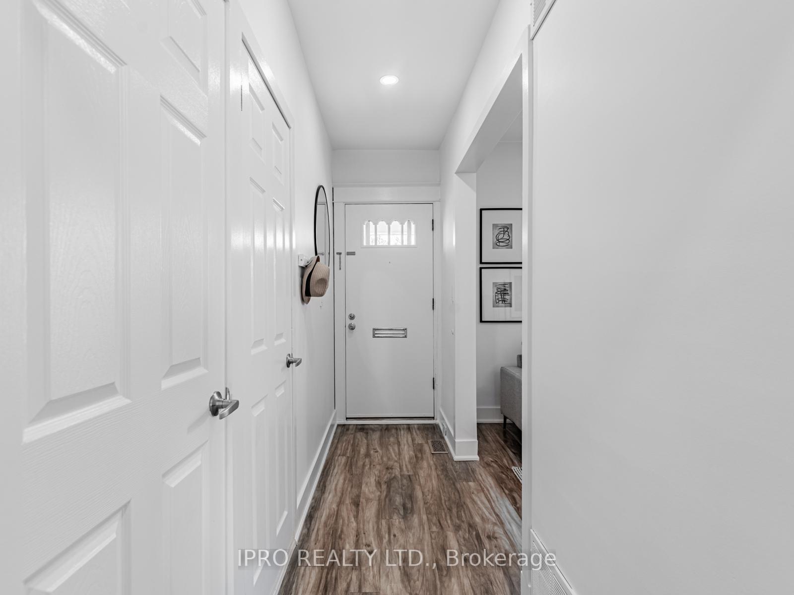 Photo 3 of 5 Thyra Avenue, Toronto, Crescent Town — HOMEH