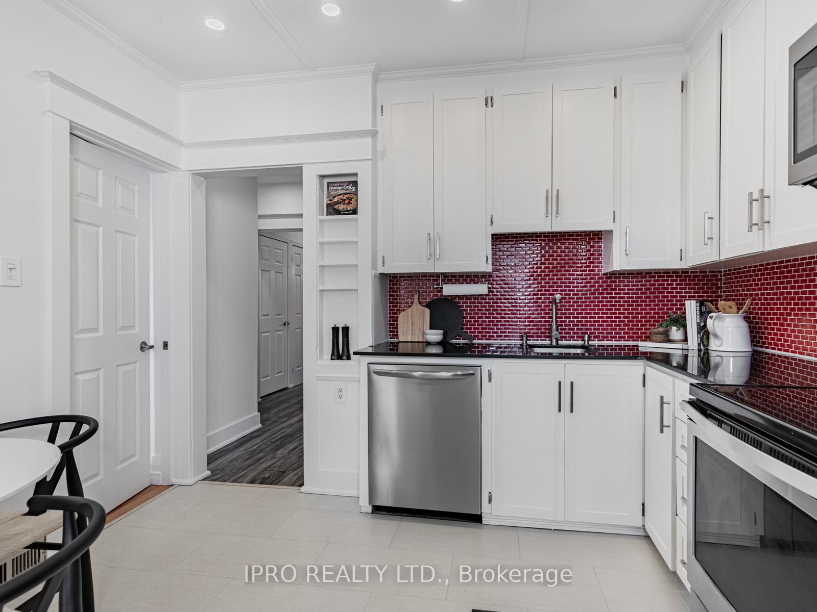 Photo 9 of 5 Thyra Avenue, Toronto, Crescent Town — HOMEH