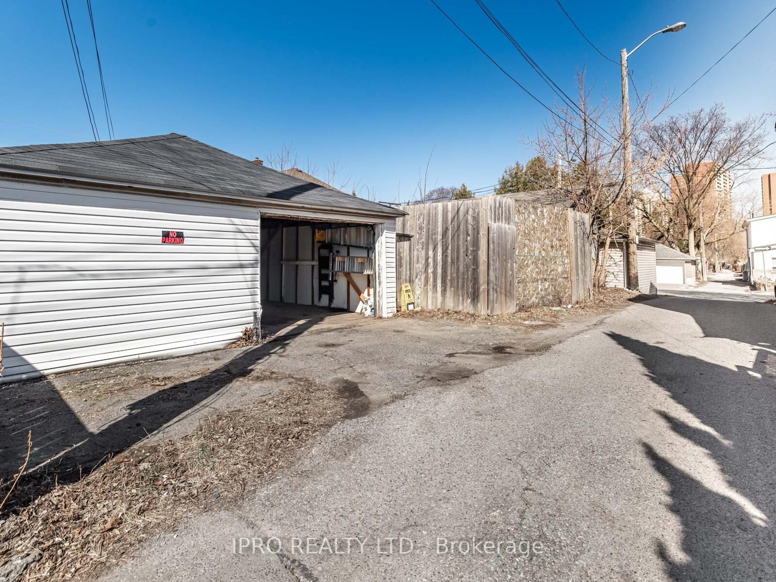 Photo 31 of 5 Thyra Avenue, Toronto, Crescent Town — HOMEH