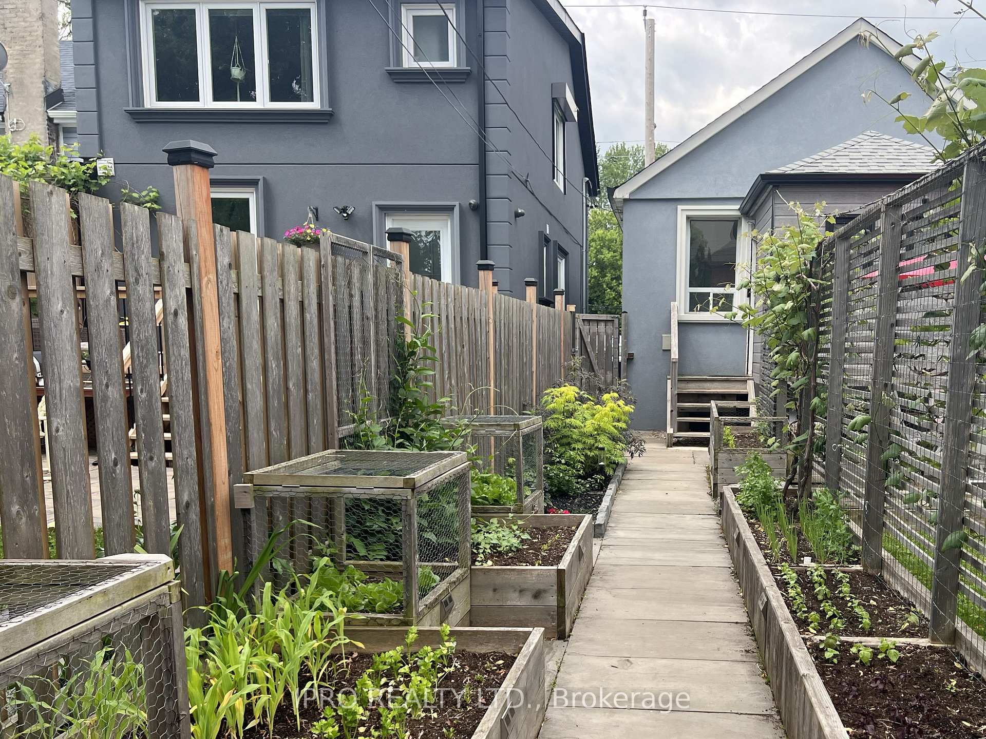 Photo 45 of 5 Thyra Avenue, Toronto, Crescent Town — HOMEH