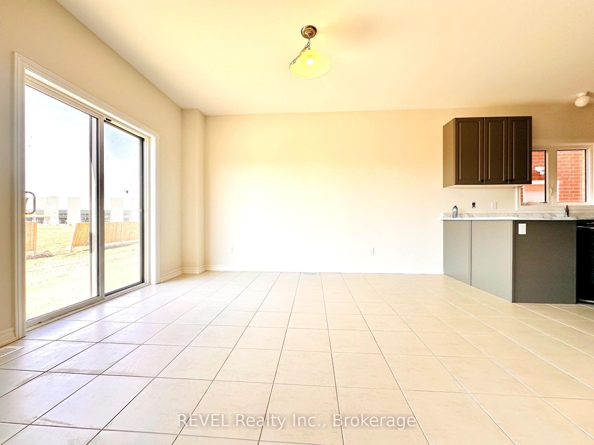 Photo 6 of Unit UPPER, 262 Palace Street, Thorold, Thorold Downtown — HOMEH