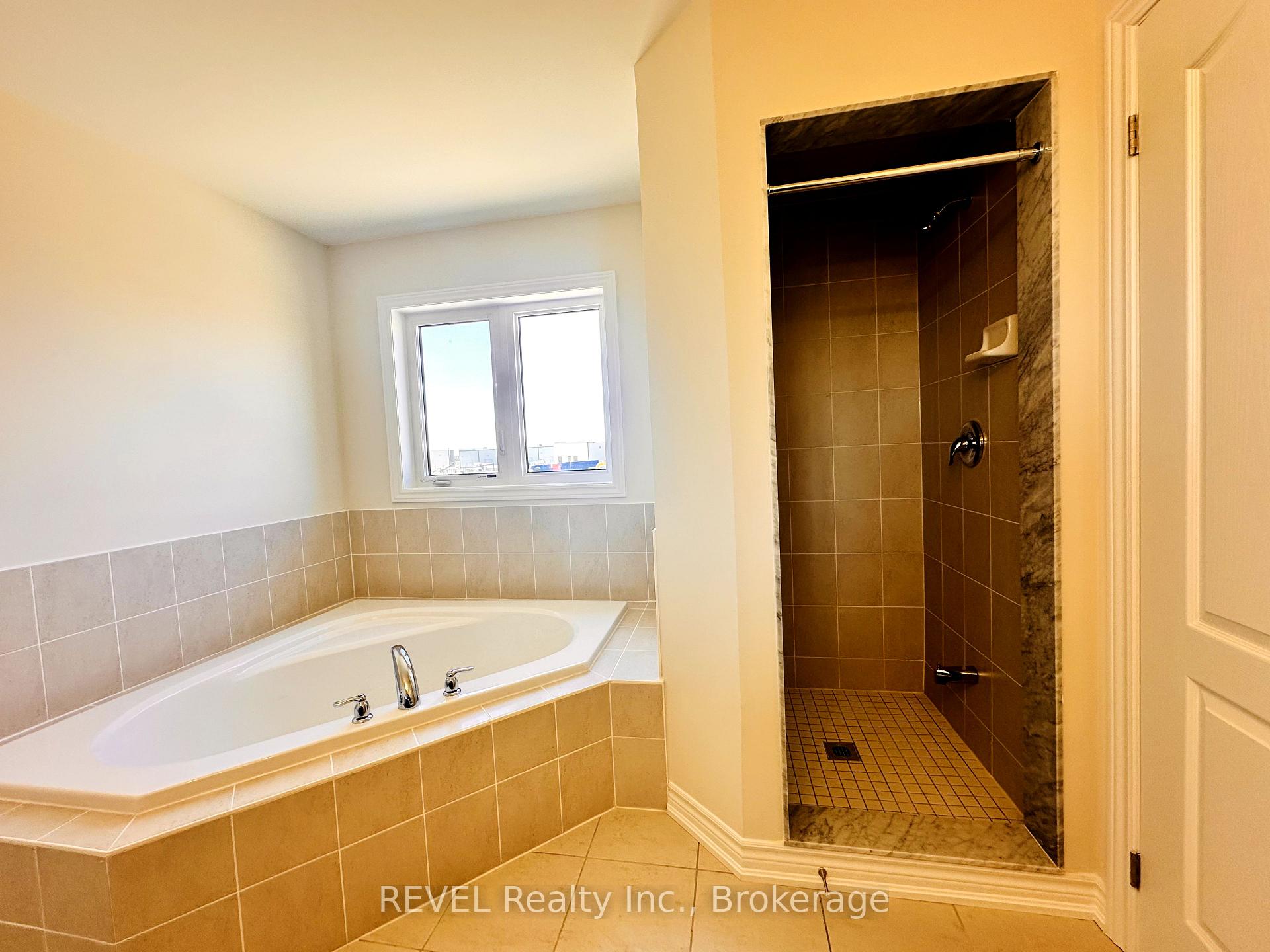Photo 13 of Unit UPPER, 262 Palace Street, Thorold, Thorold Downtown — HOMEH
