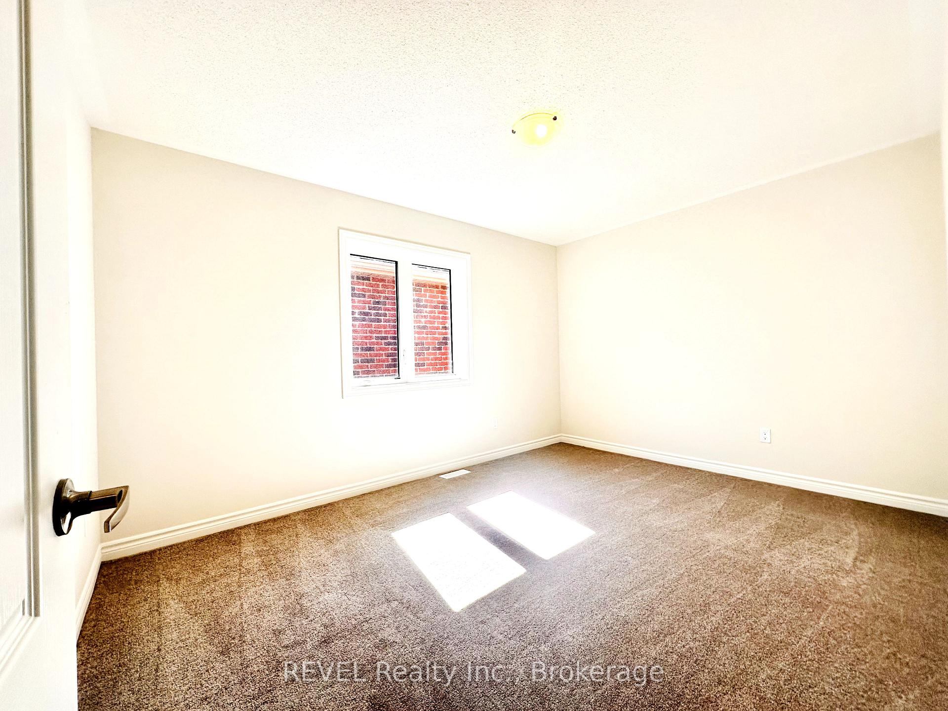 Photo 14 of Unit UPPER, 262 Palace Street, Thorold, Thorold Downtown — HOMEH