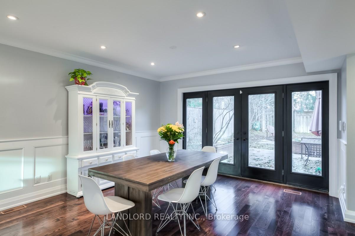 Photo 3 of 525 Russell Hill Road, Toronto, Forest Hill South — HOMEH
