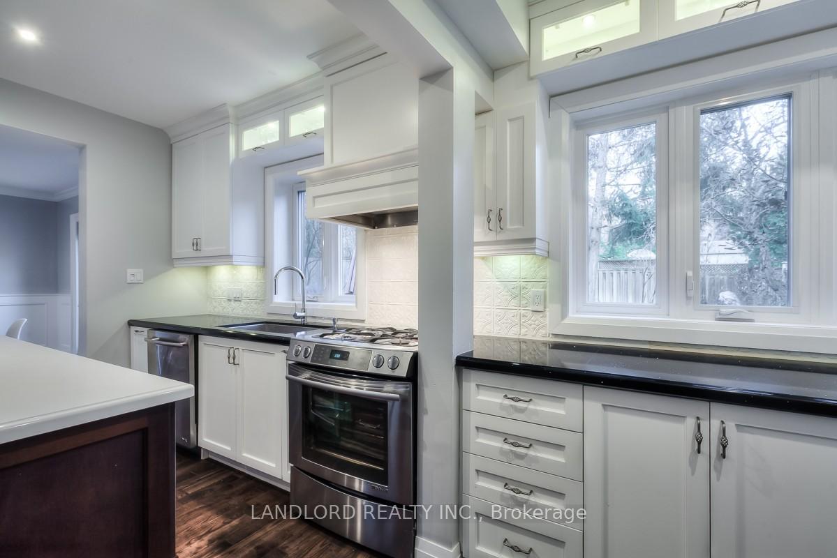 Photo 5 of 525 Russell Hill Road, Toronto, Forest Hill South — HOMEH