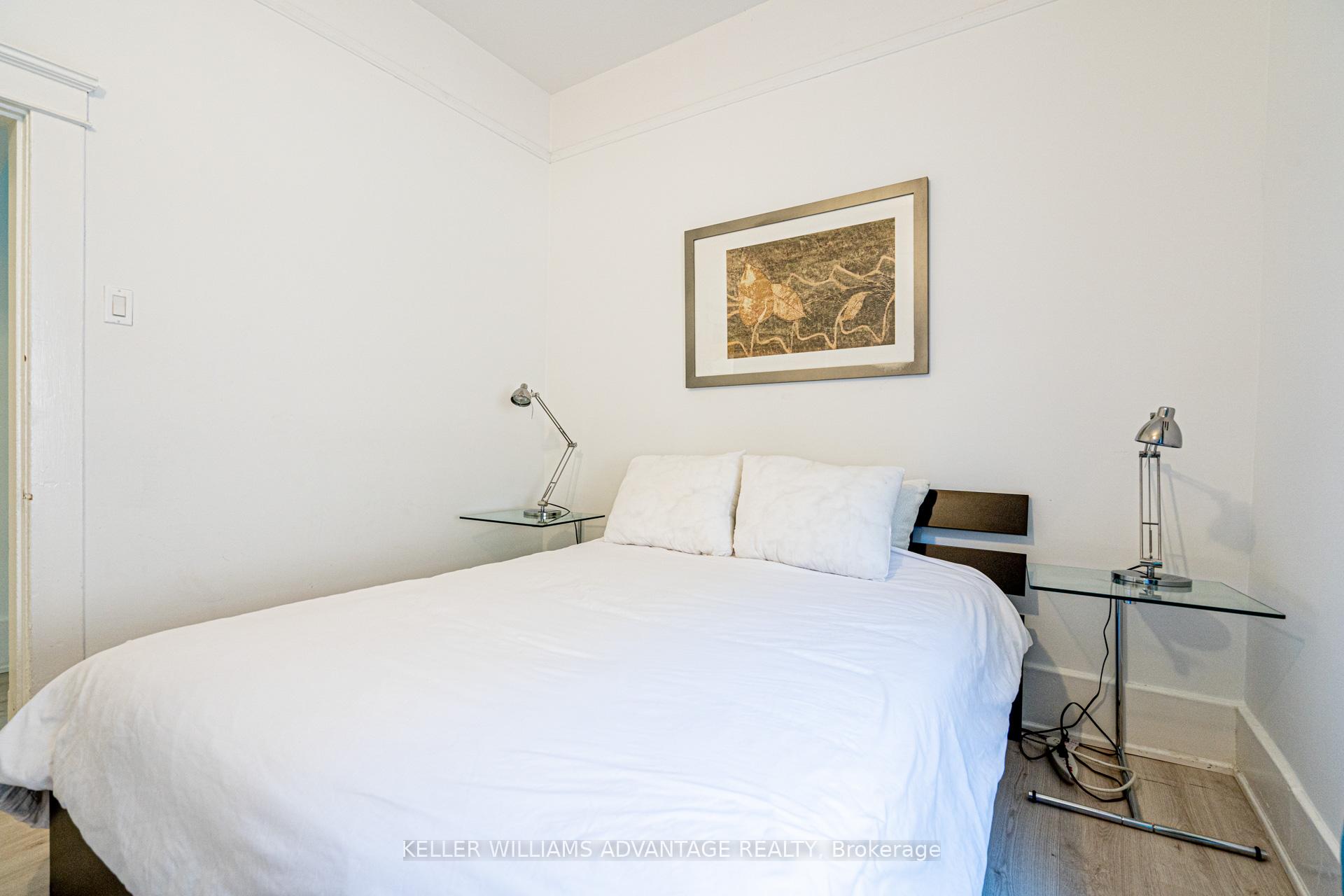 Photo 13 of 107 Kenilworth Avenue, Toronto, The Beaches — HOMEH