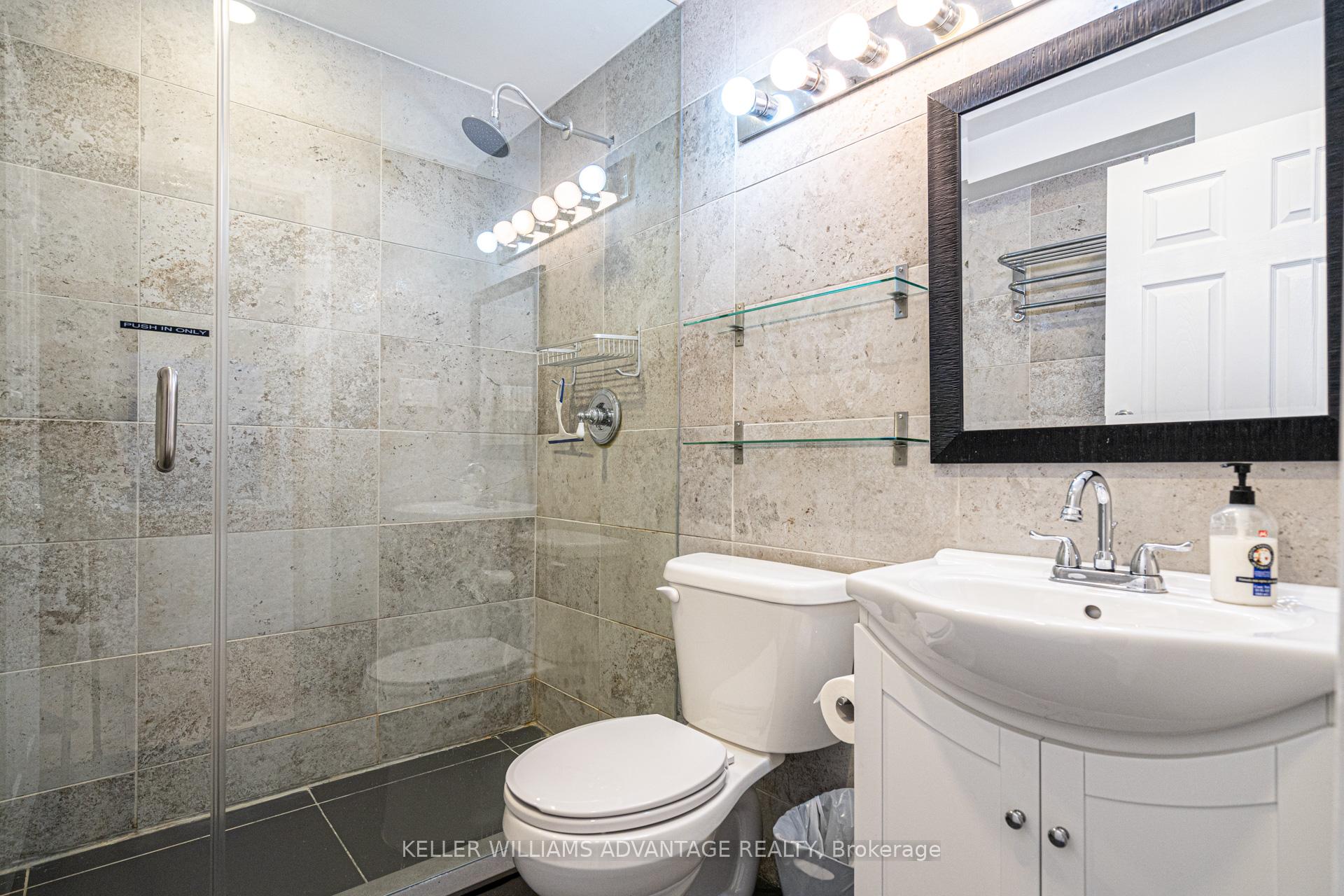Photo 14 of 107 Kenilworth Avenue, Toronto, The Beaches — HOMEH