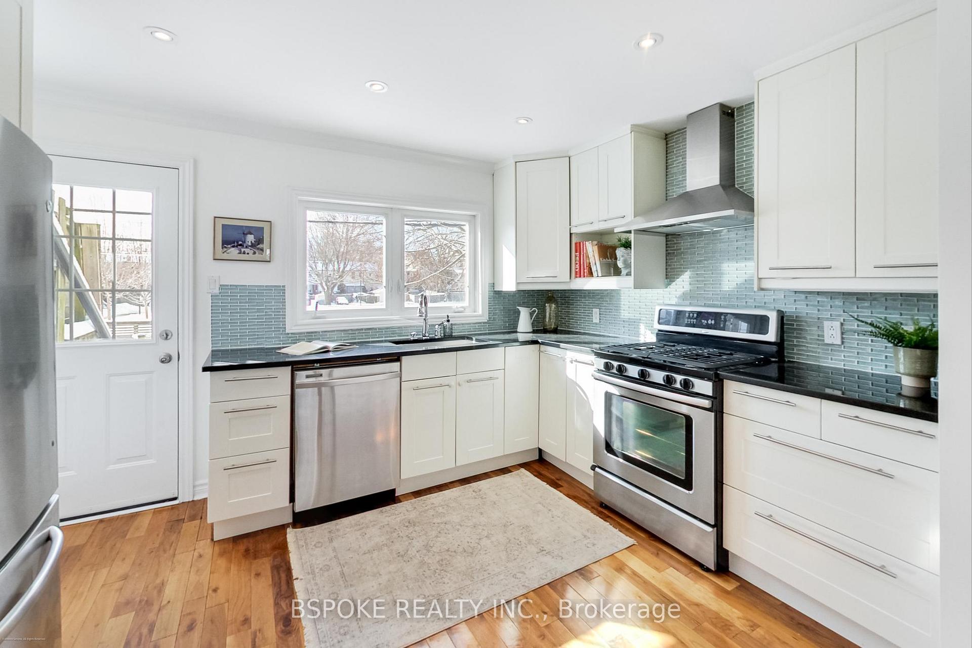 Photo 12 of 32 Hiltz Avenue, Toronto, South Riverdale — HOMEH
