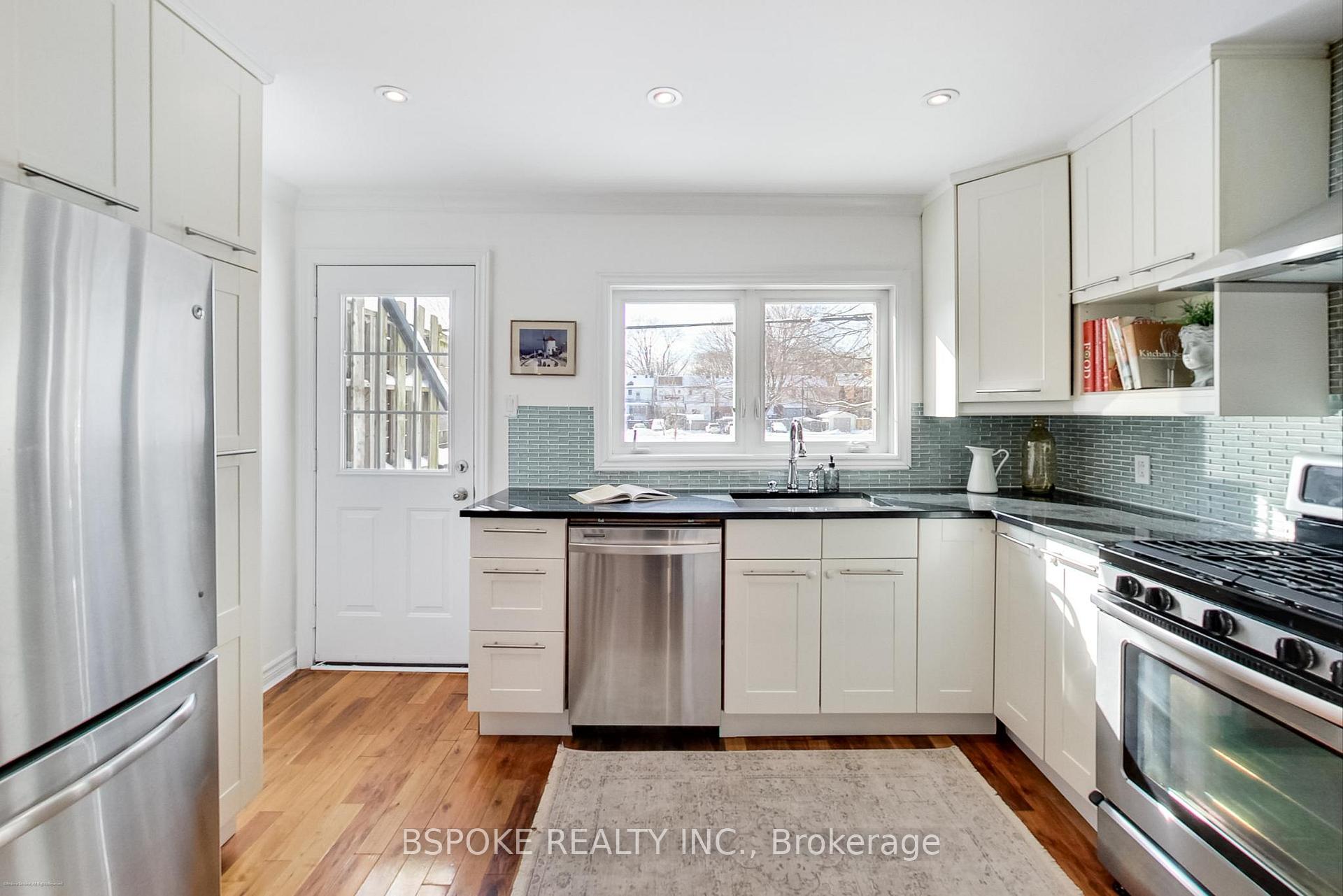 Photo 13 of 32 Hiltz Avenue, Toronto, South Riverdale — HOMEH