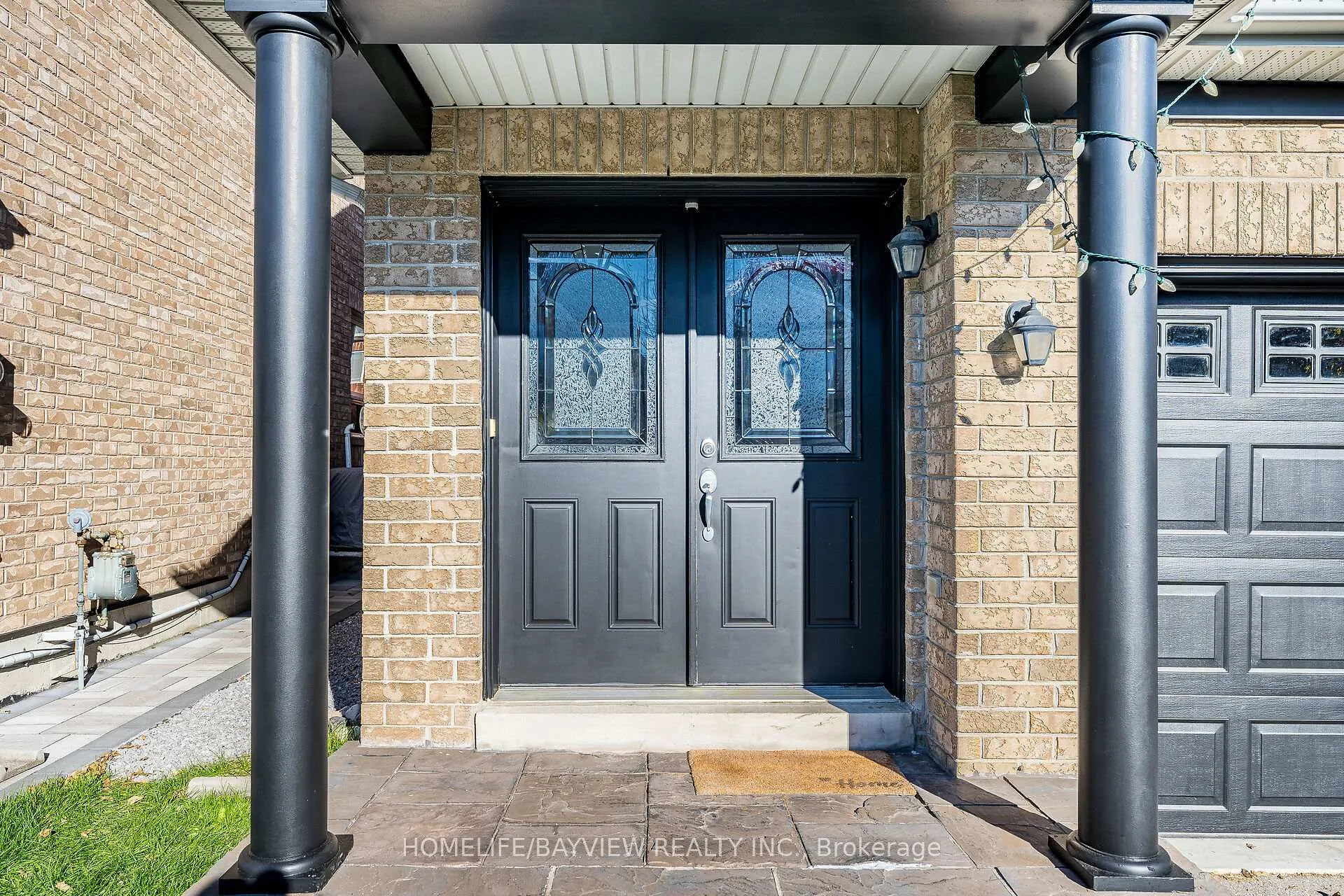 Photo 6 of 61 Four Seasons Crescent, Newmarket, Woodland Hill — HOMEH