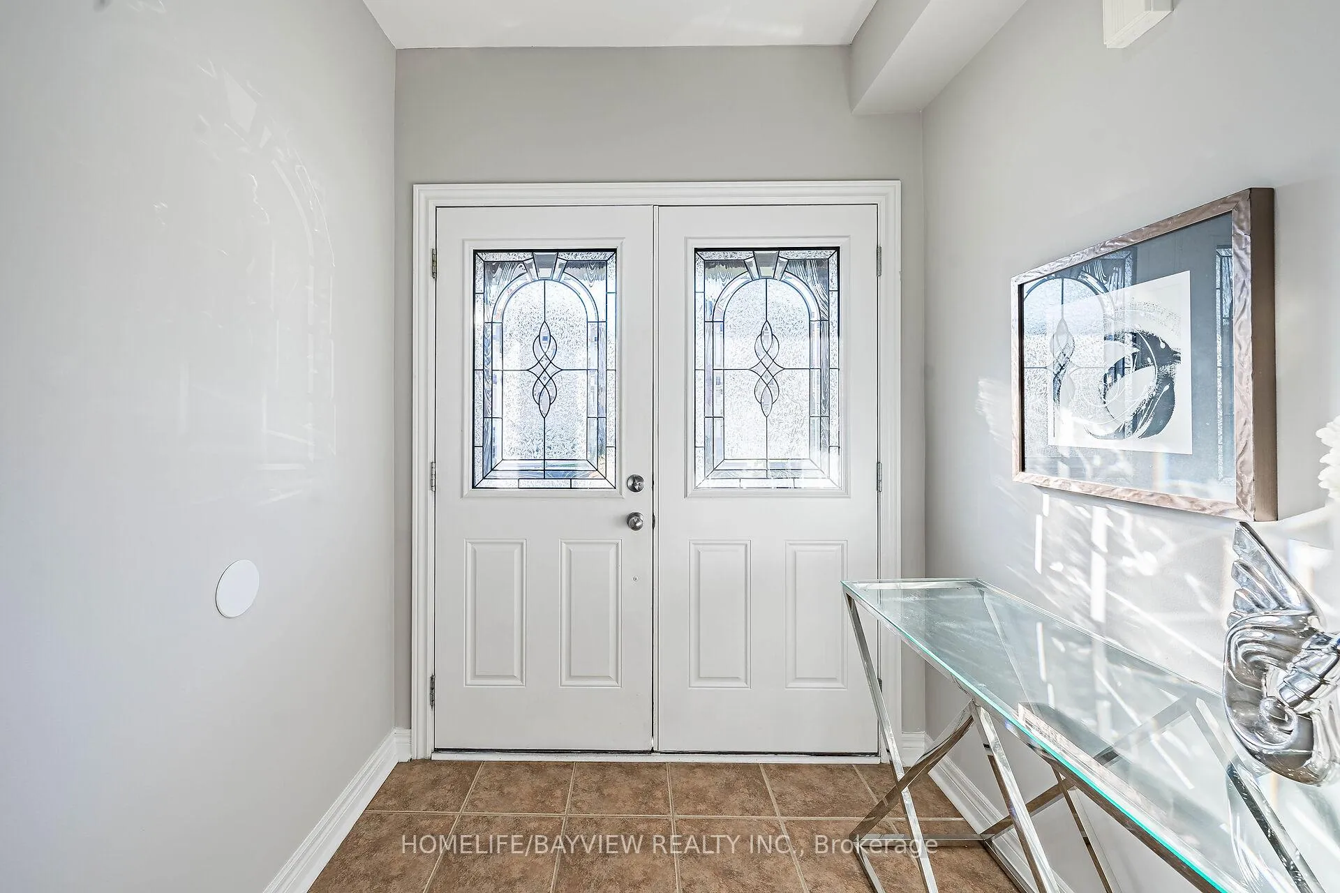 Photo 7 of 61 Four Seasons Crescent, Newmarket, Woodland Hill — HOMEH
