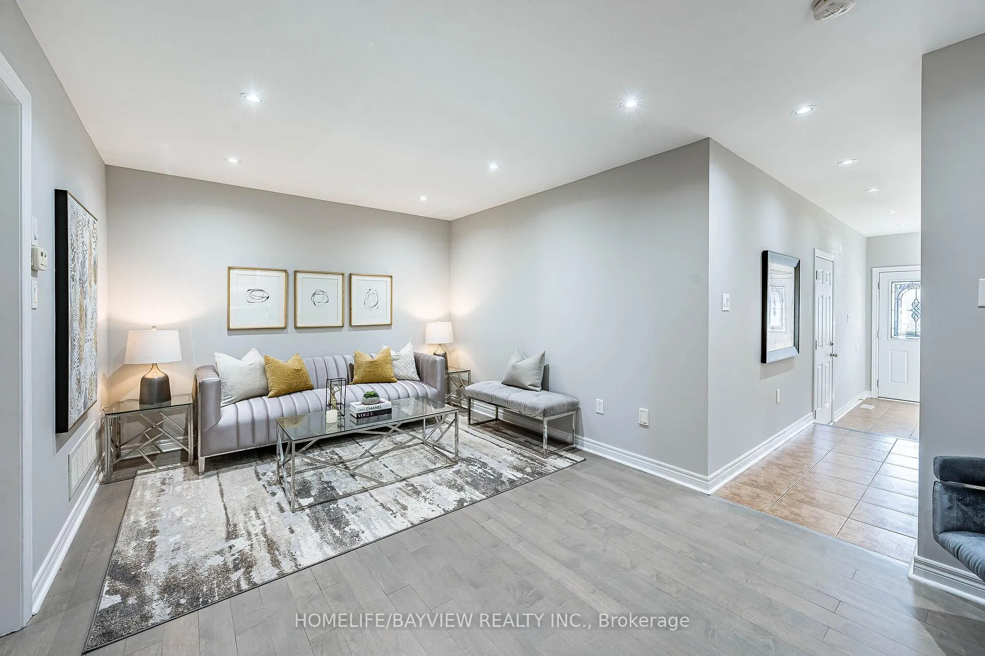 Photo 11 of 61 Four Seasons Crescent, Newmarket, Woodland Hill — HOMEH