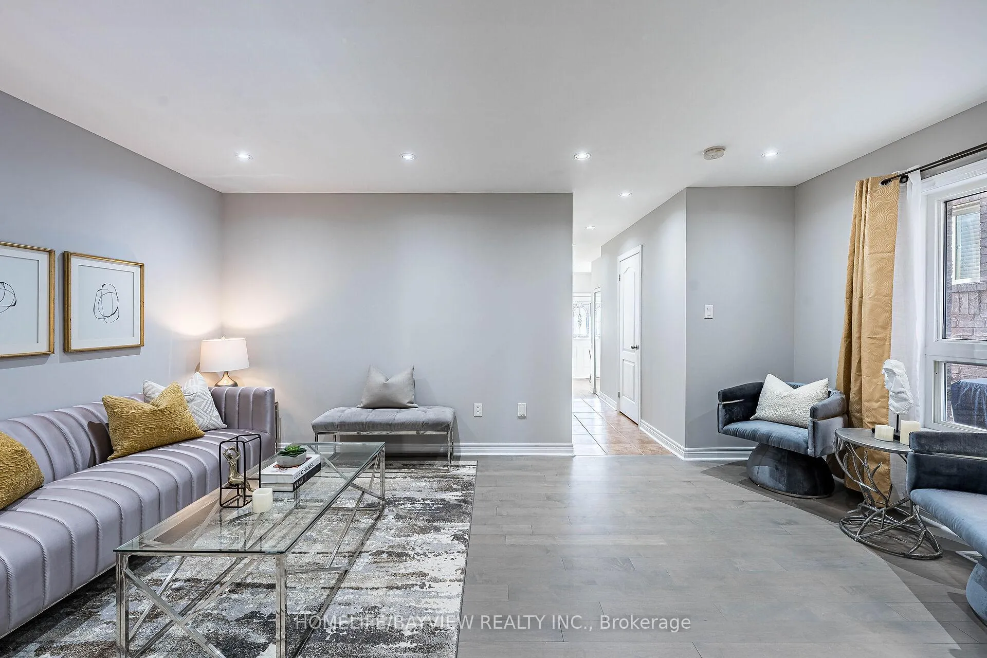 Photo 12 of 61 Four Seasons Crescent, Newmarket, Woodland Hill — HOMEH