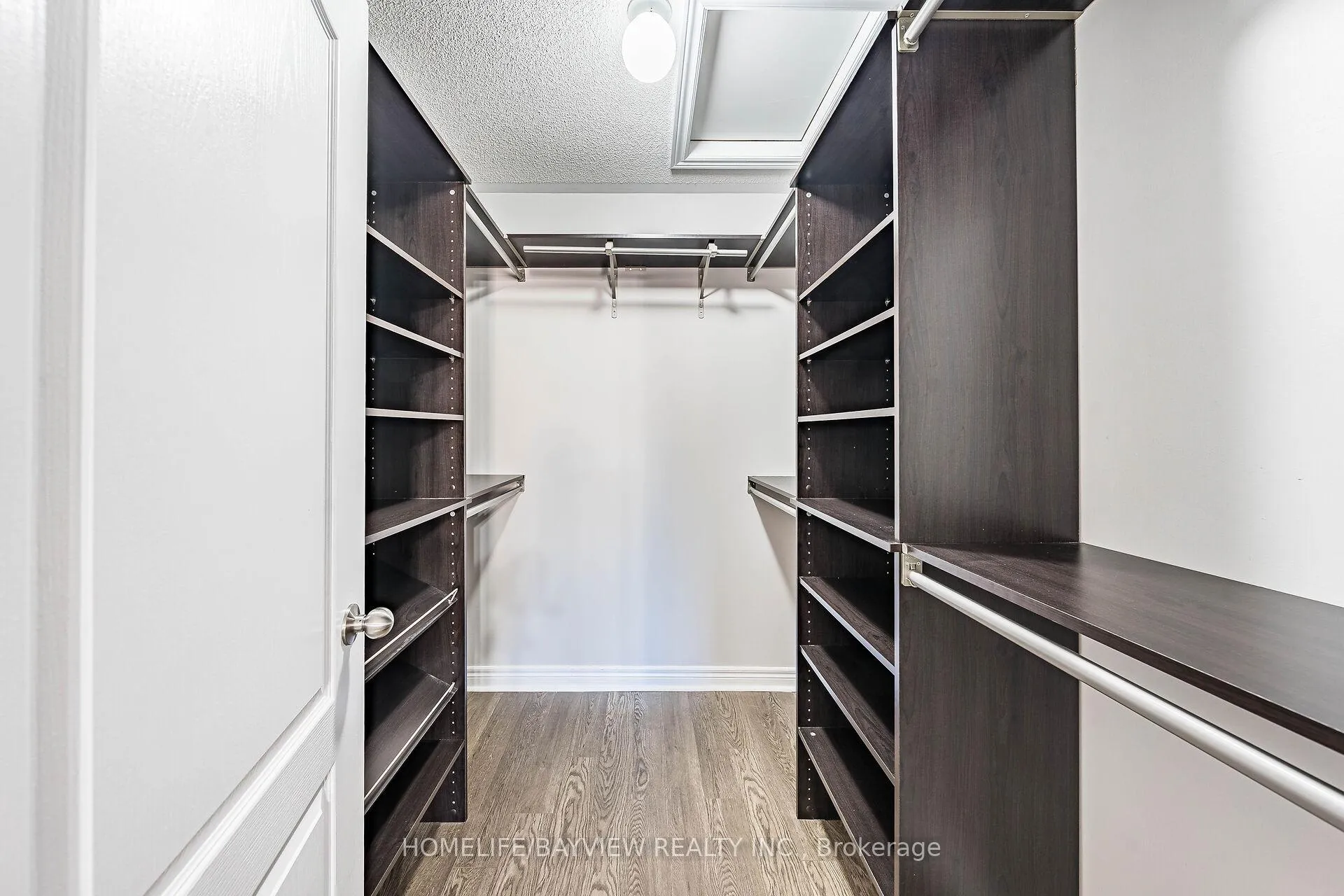 Photo 32 of 61 Four Seasons Crescent, Newmarket, Woodland Hill — HOMEH