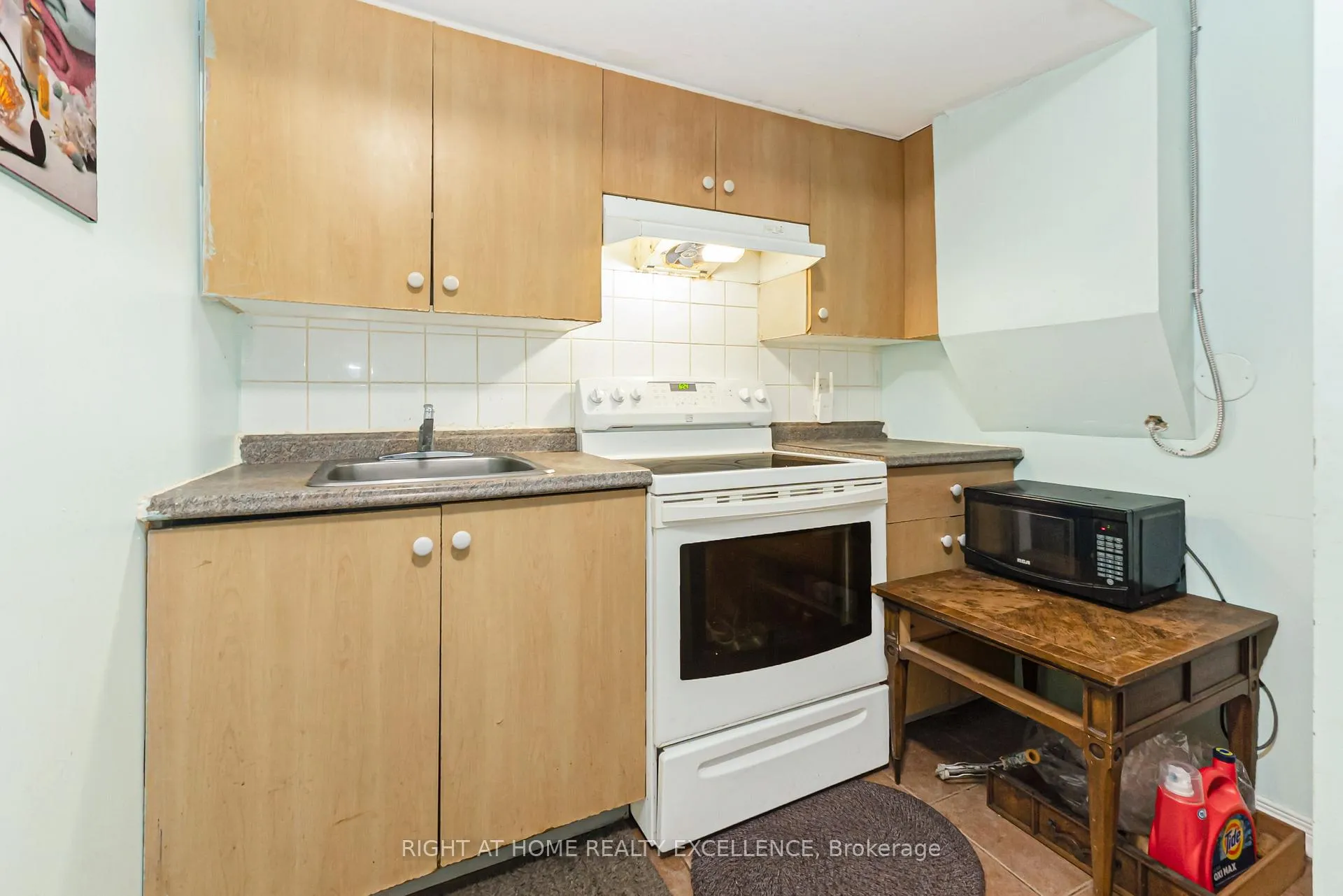 Photo 44 of 153 Bruce Beer Drive, Brampton, Madoc — HOMEH