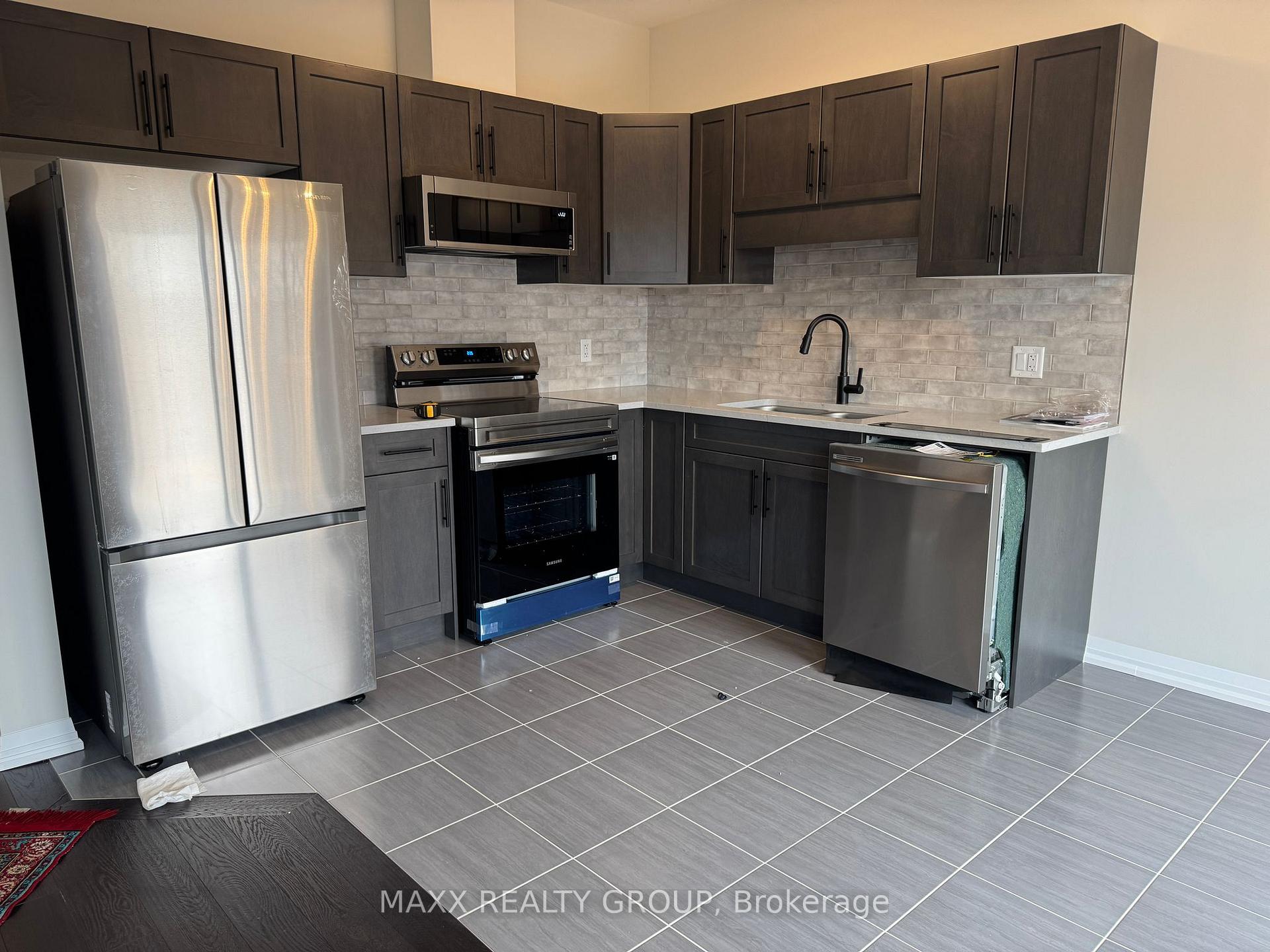 Photo 7 of 116 Willson Drive, Thorold, Hurricane/Merrittville — HOMEH