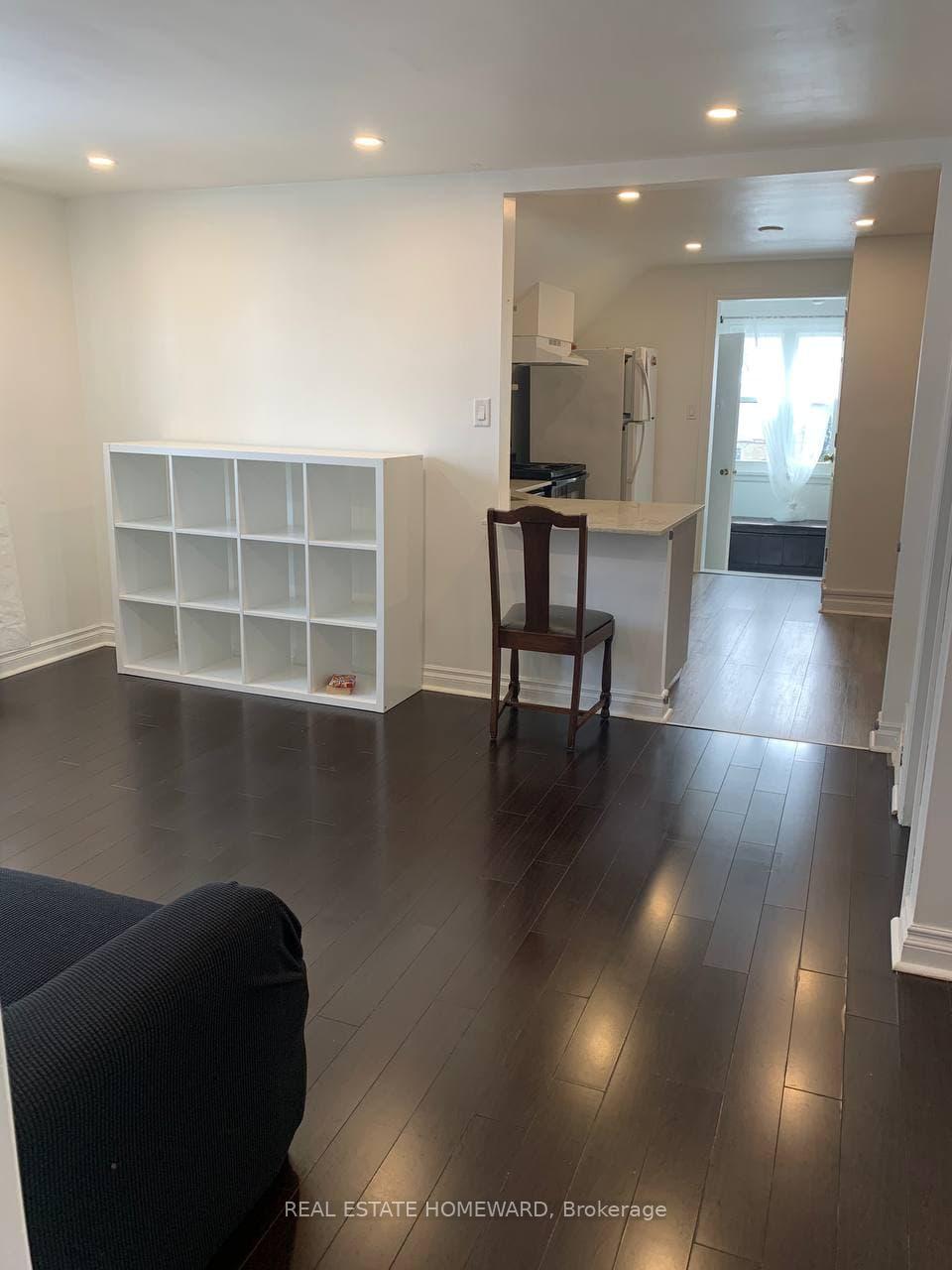 Photo 5 of Unit 2nd level, 9 Valerie Road, Scarborough, Dorset Park — HOMEH