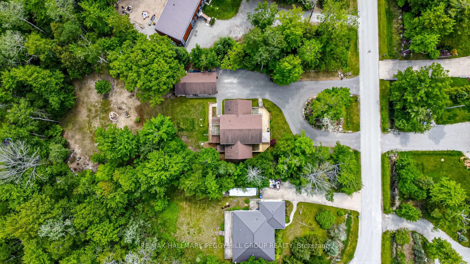 Photo 32 of 134 Spruce Street, Tiny, Rural Tiny — HOMEH