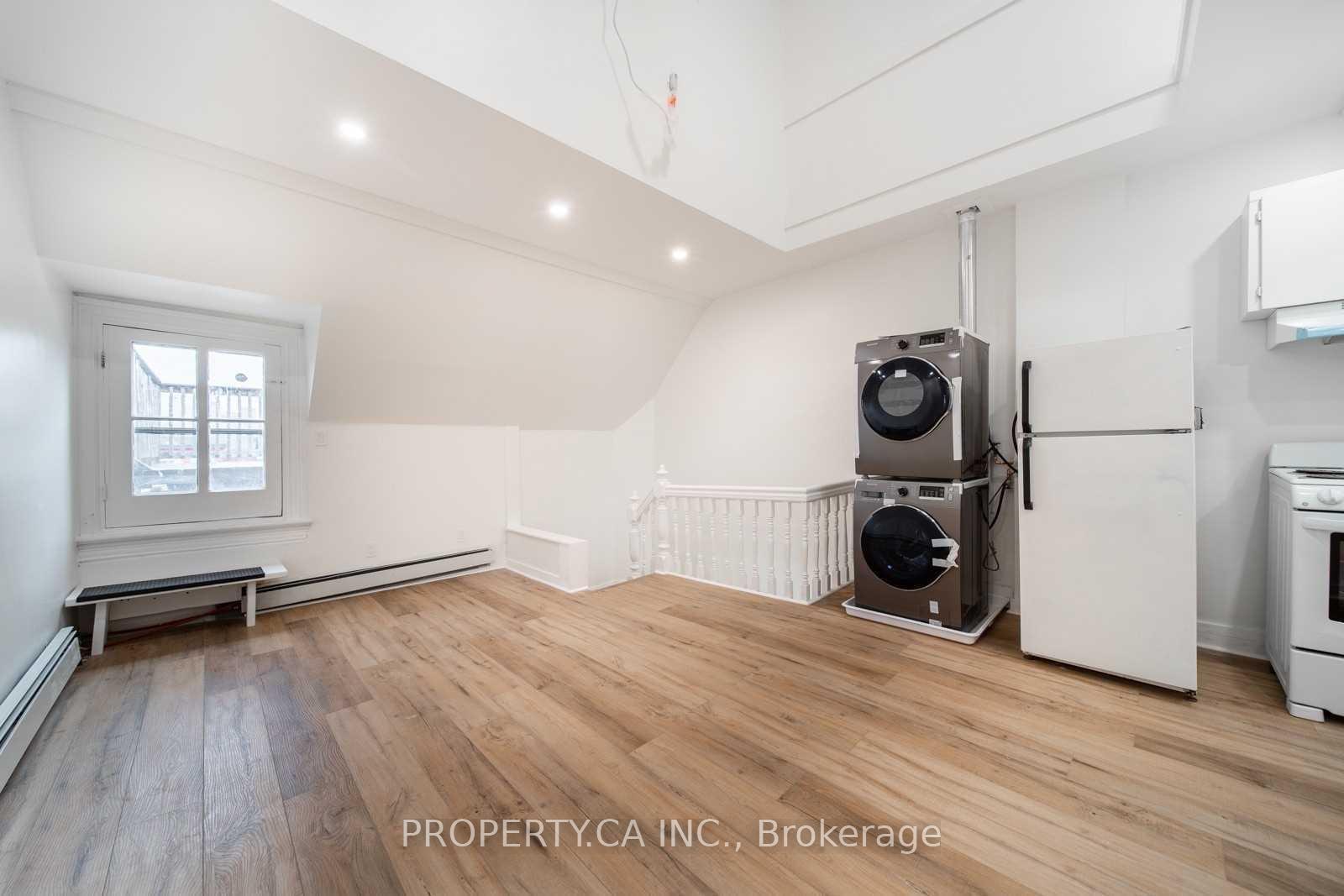 Photo 1 of Unit 4, 193 Augusta Avenue, Toronto, Kensington-Chinatown — HOMEH