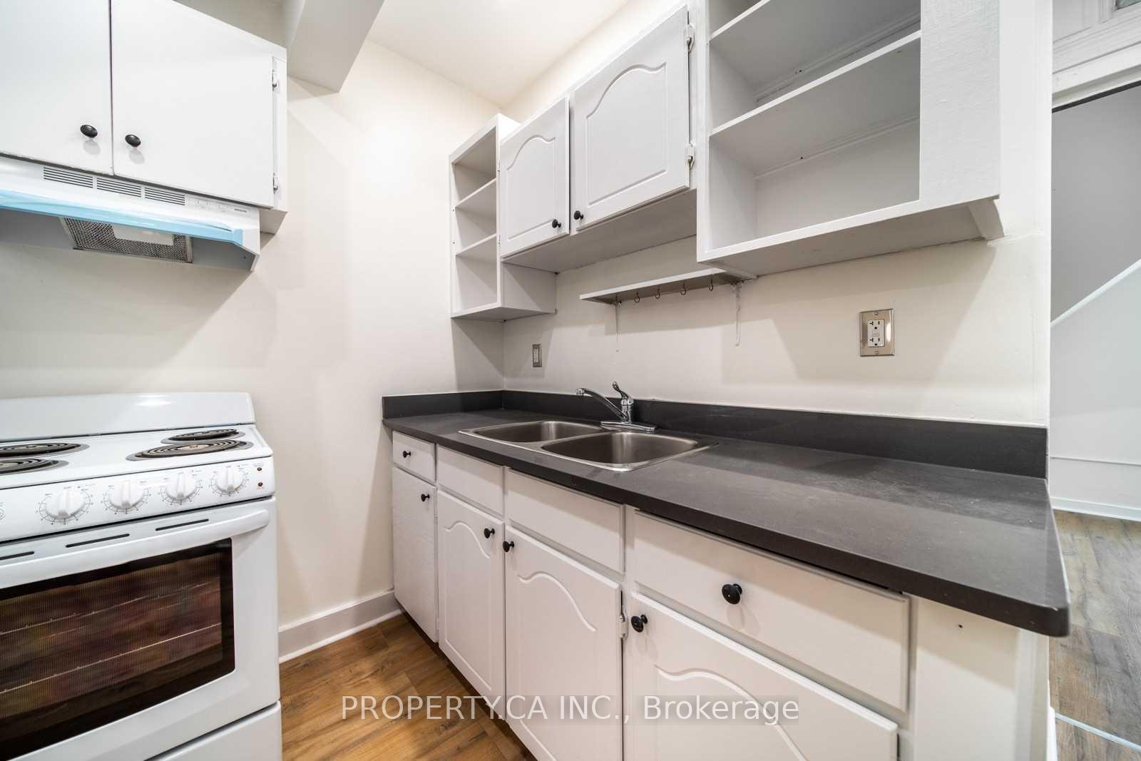 Photo 6 of Unit 4, 193 Augusta Avenue, Toronto, Kensington-Chinatown — HOMEH